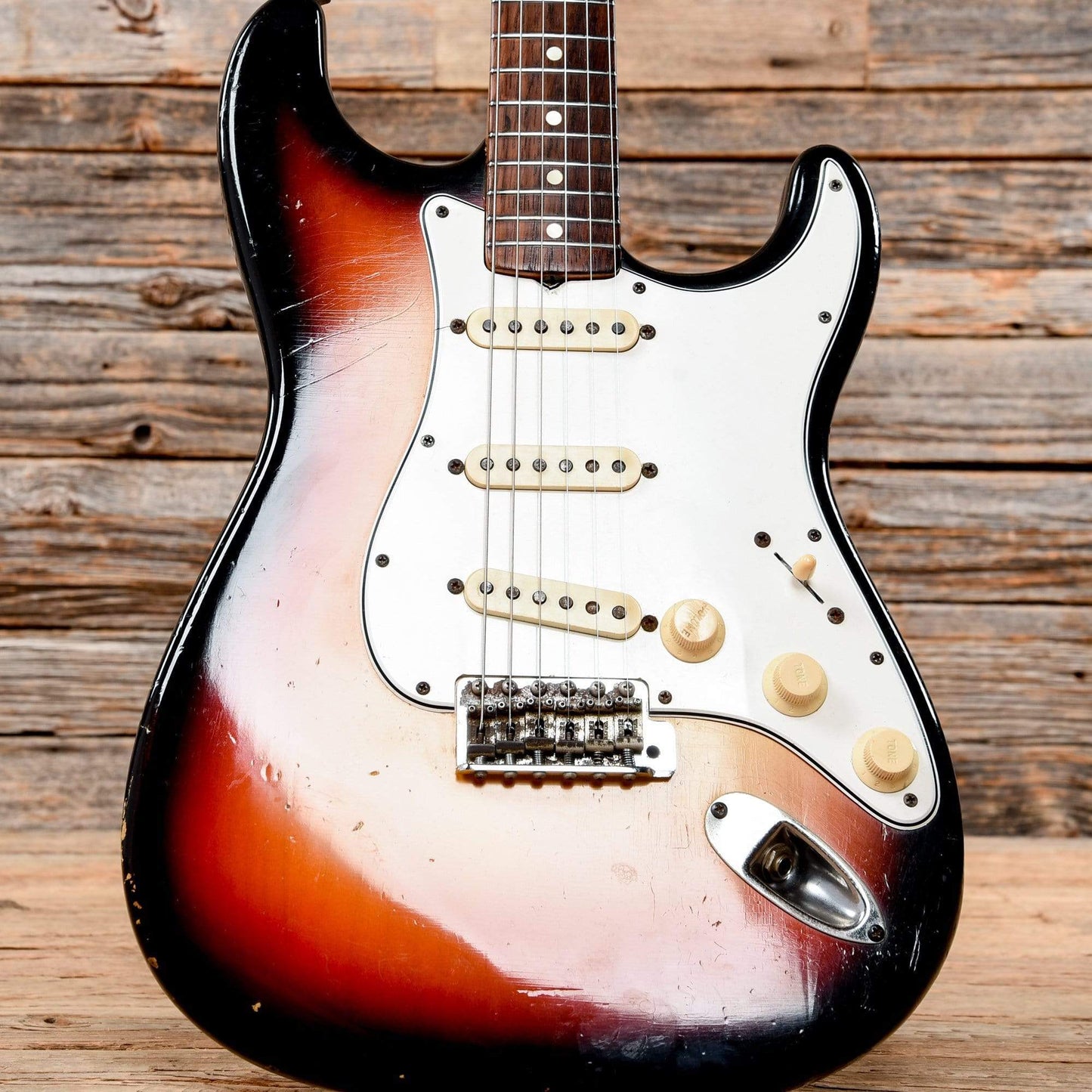 Fender Stratocaster Sunburst 1965 Electric Guitars / Solid Body