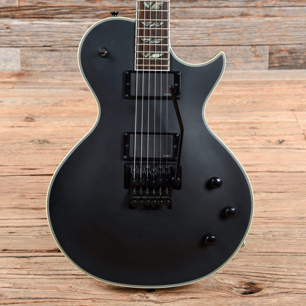 Fernandes Monterey Deluxe Tremolo Black Satin 2009 – Chicago Music