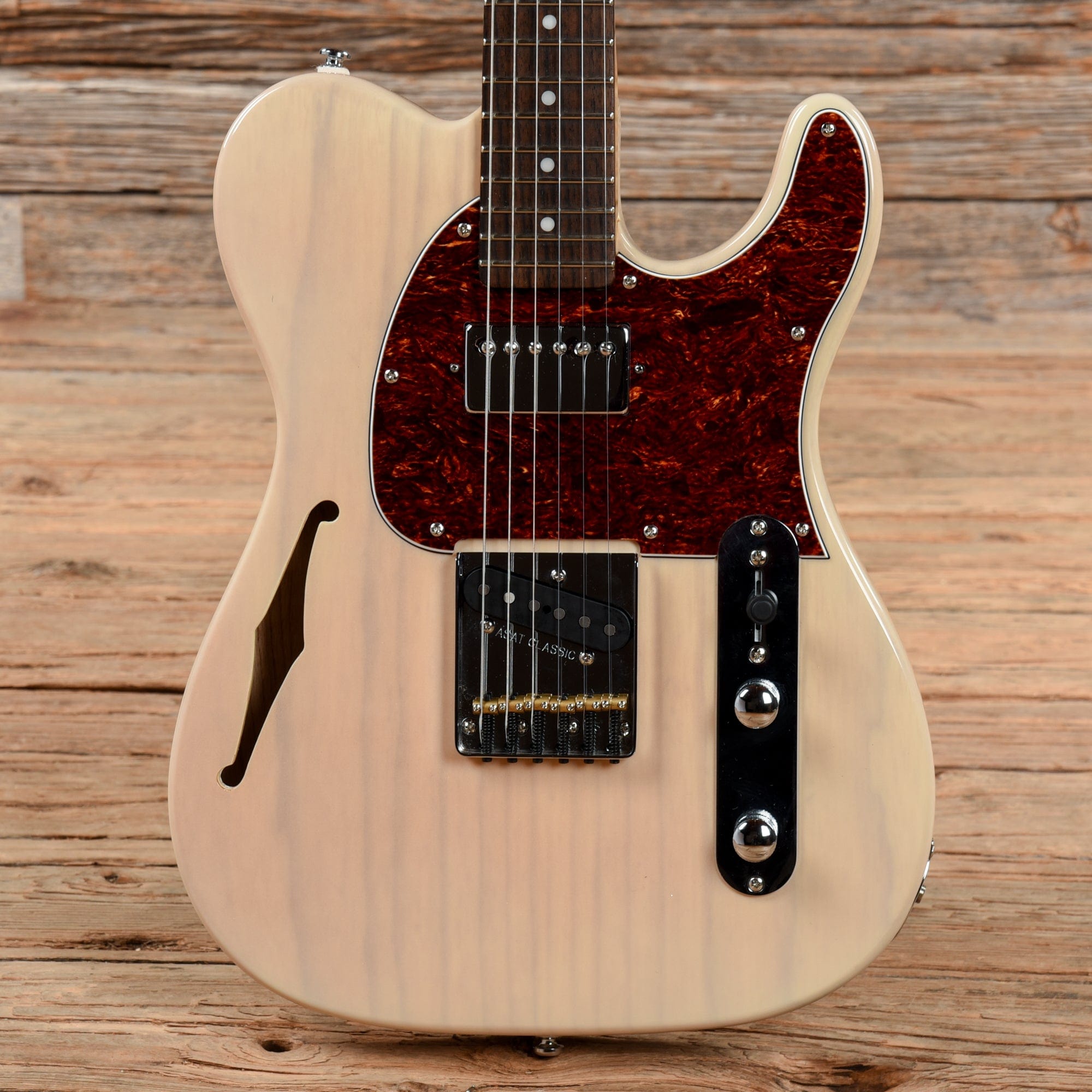 G&L Tribute Series ASAT Classic Bluesboy Blonde – Chicago Music Exchange