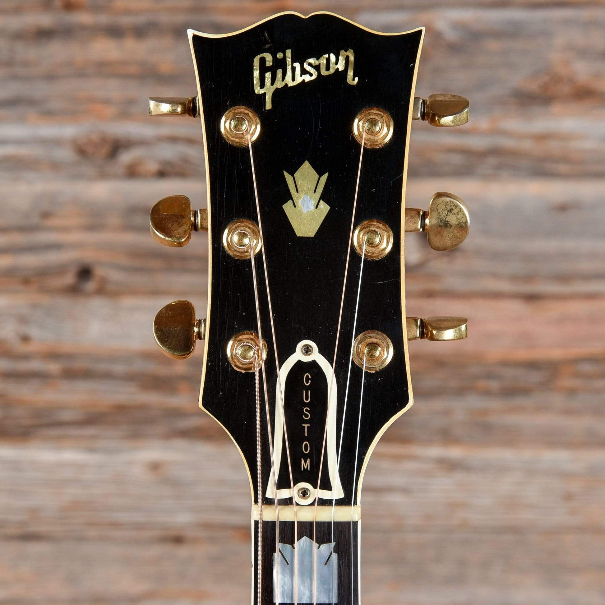 Gibson J-200 Sunburst 1967 Acoustic Guitars / Built-in Electronics,Acoustic Guitars / Jumbo