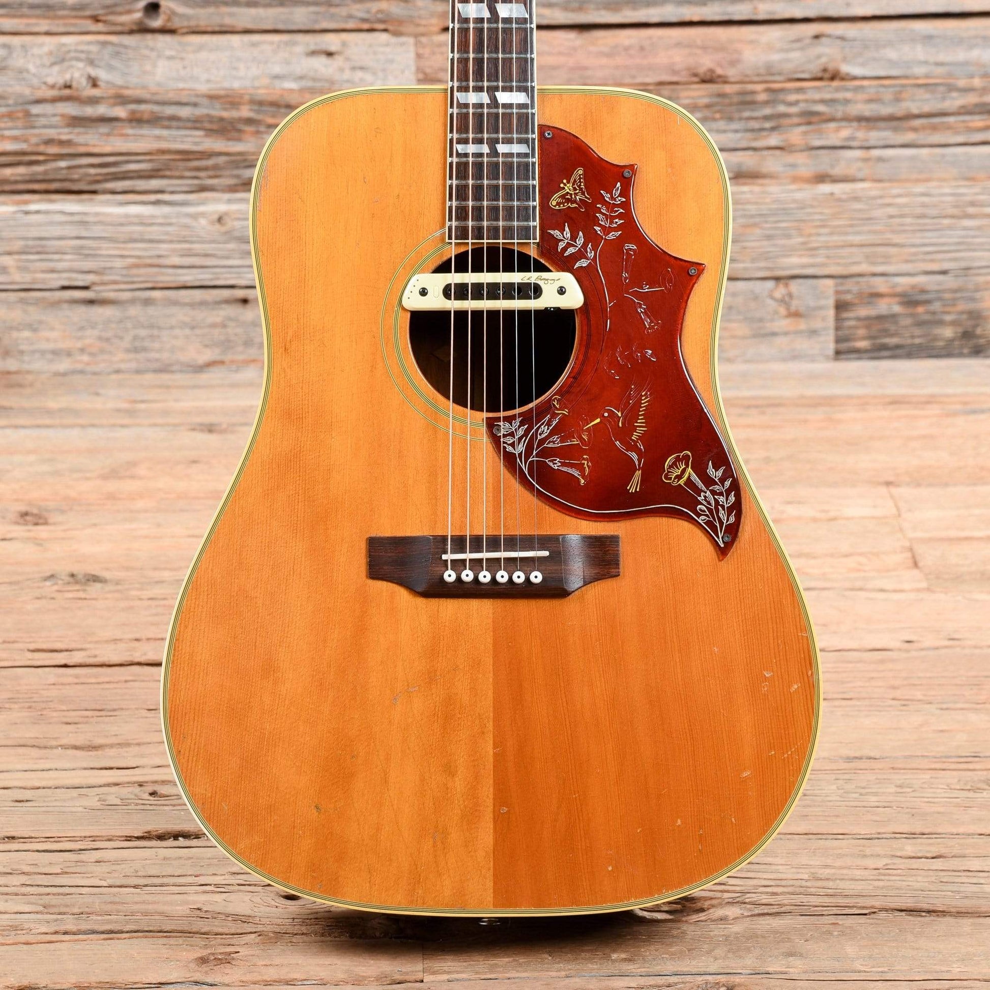 Gibson Hummingbird Natural 1968 Acoustic Guitars / Concert