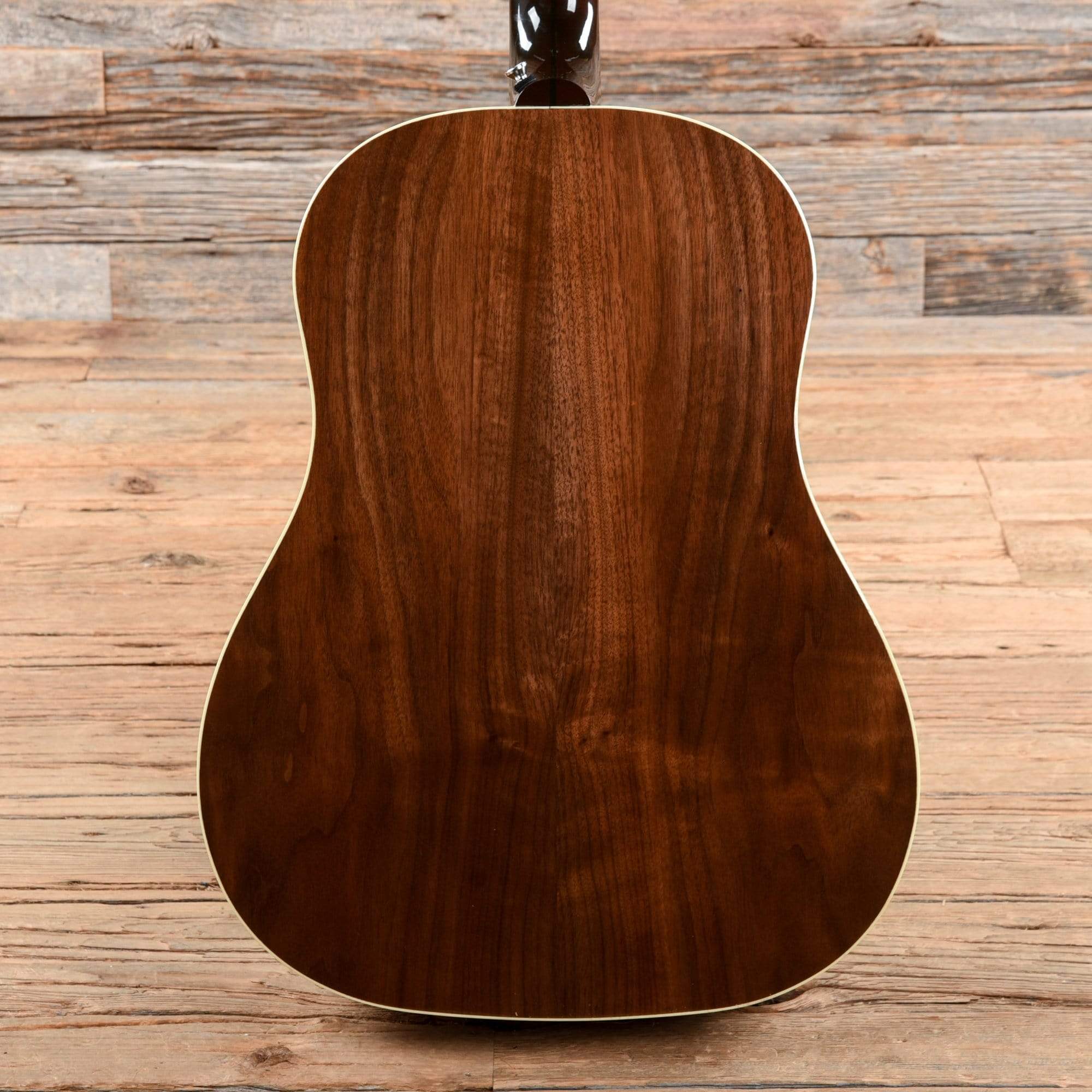 Gibson J-15 Walnut Burst 2018 – Chicago Music Exchange