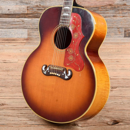 Gibson J-200 Sunburst 1967 Acoustic Guitars / Jumbo