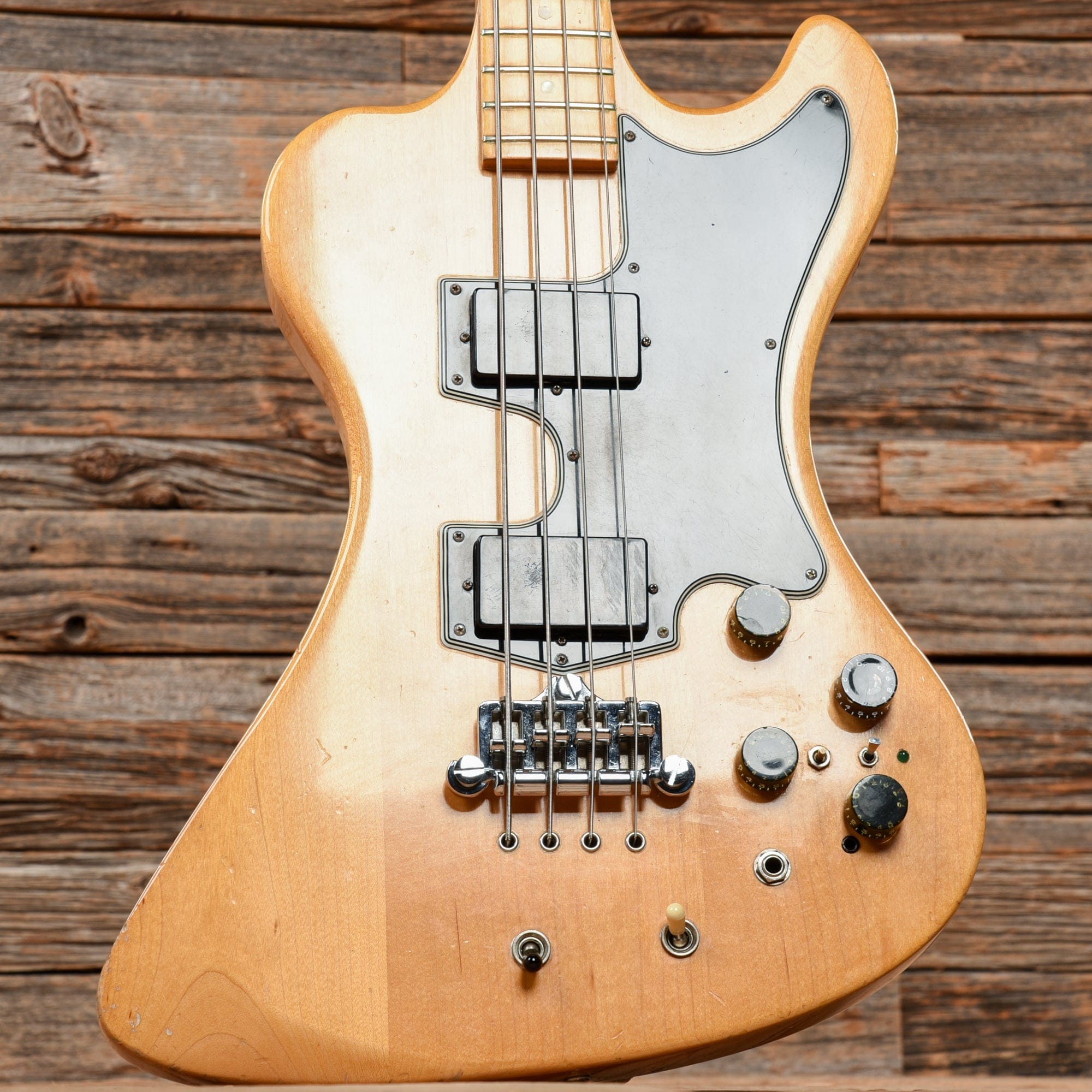 Gibson RD Artist Bass Natural 1977 – Chicago Music Exchange