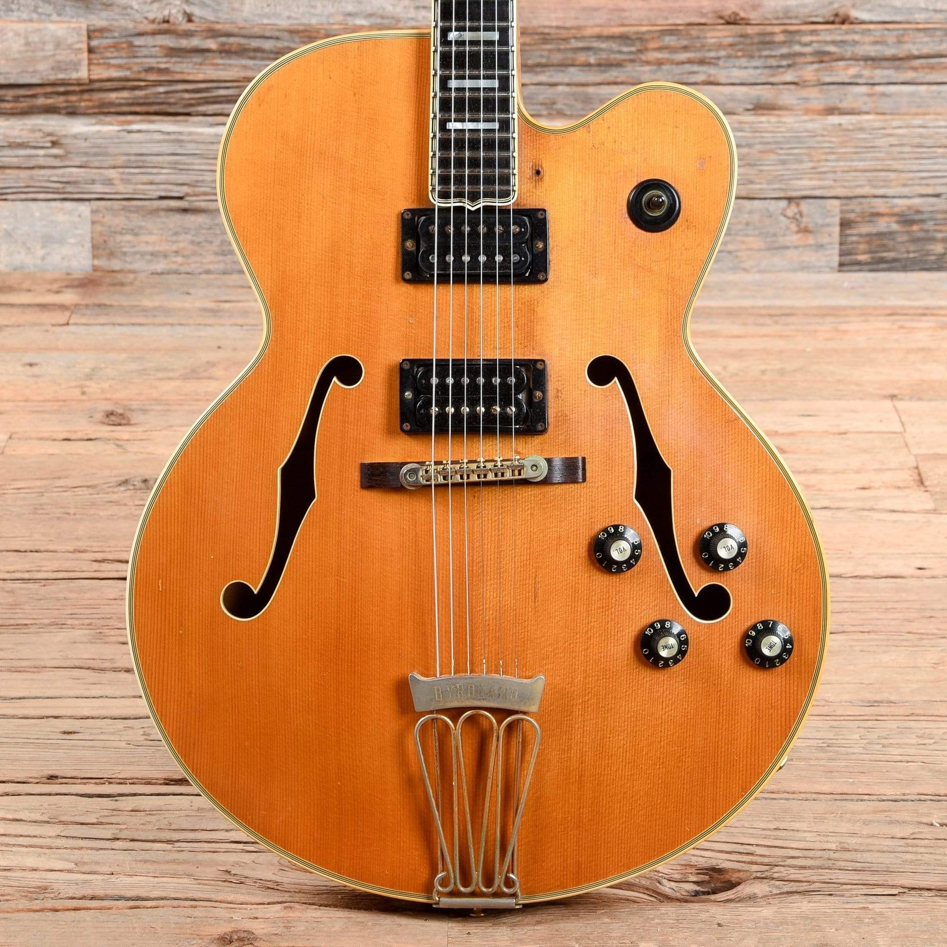 Gibson Byrdland Natural 1969 Electric Guitars / Hollow Body