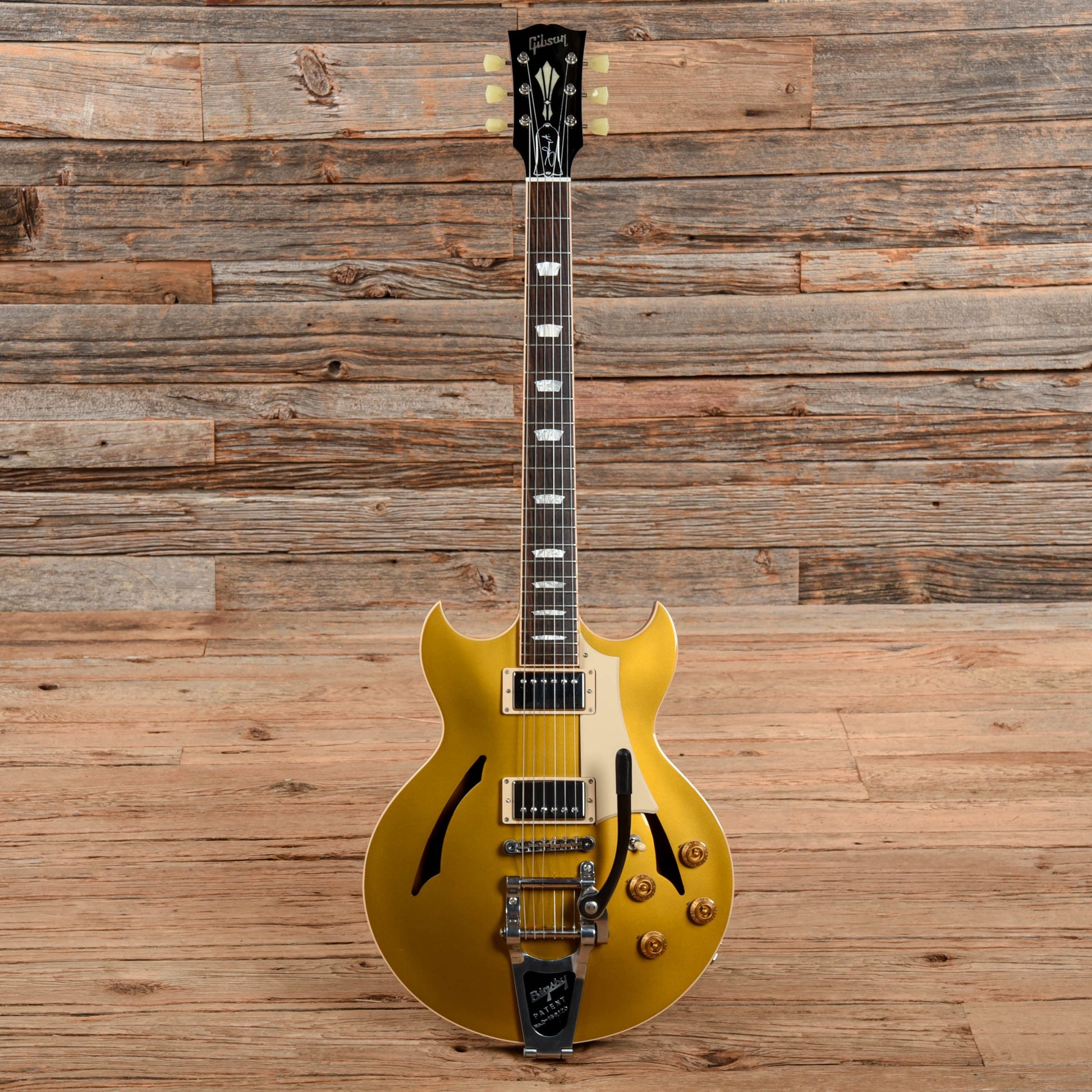 Gibson Custom Johnny A Standard Goldtop 2014 Electric Guitars / Hollow Body