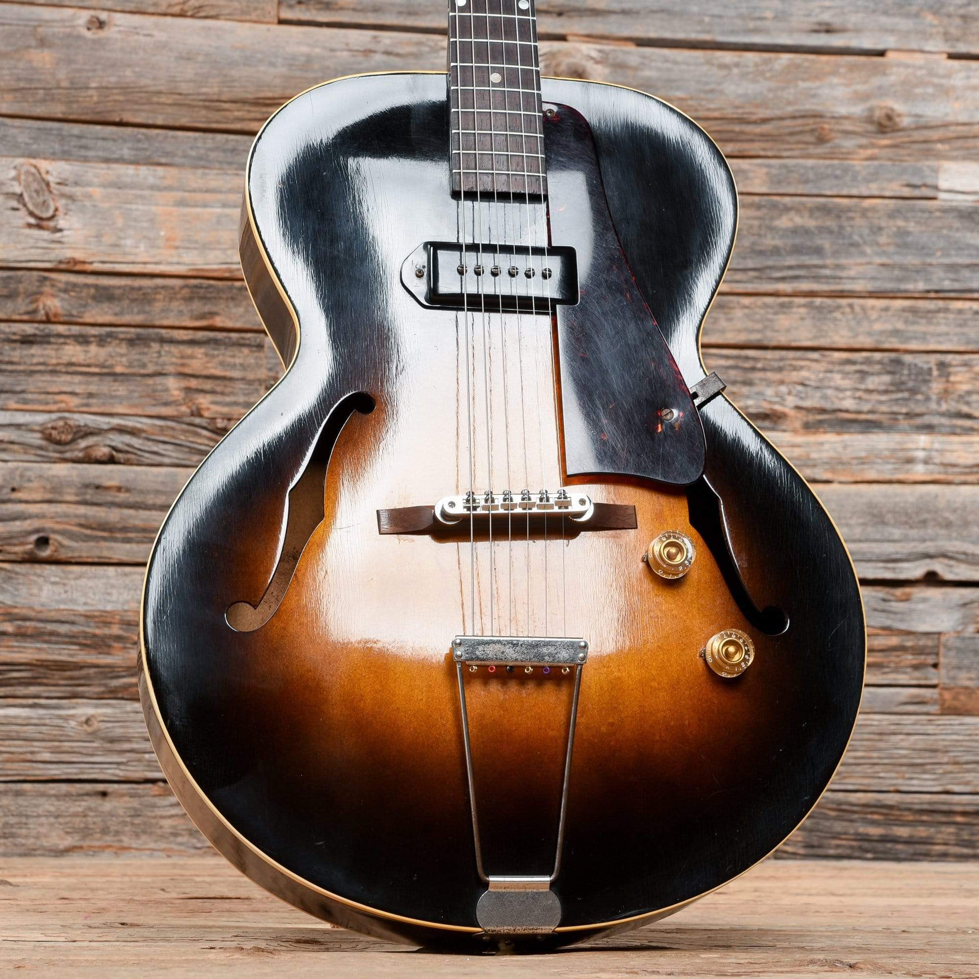 Gibson ES-125 Sunburst 1953 – Chicago Music Exchange