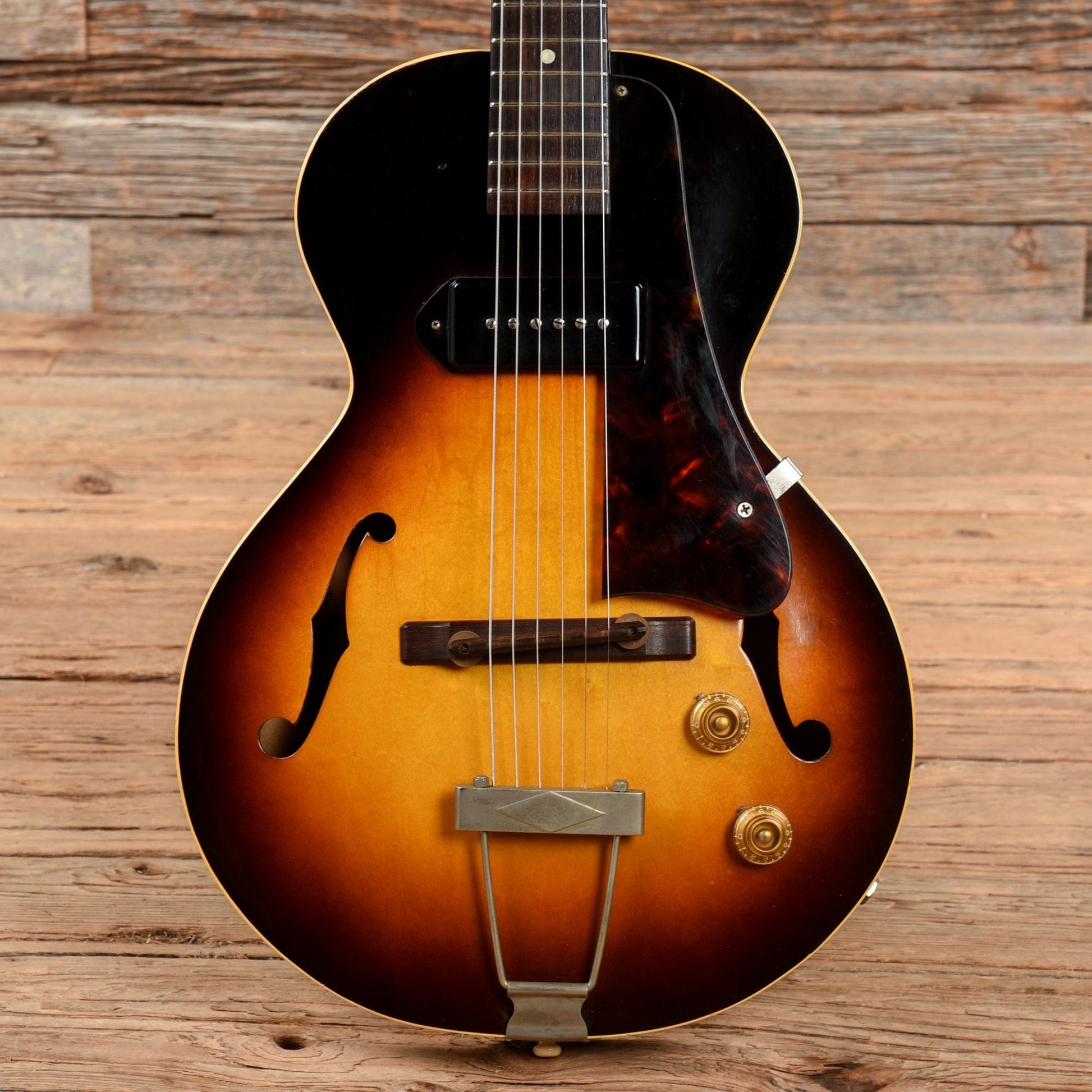 Gibson ES-125T 3/4 Sunburst 1958 Electric Guitars / Hollow Body