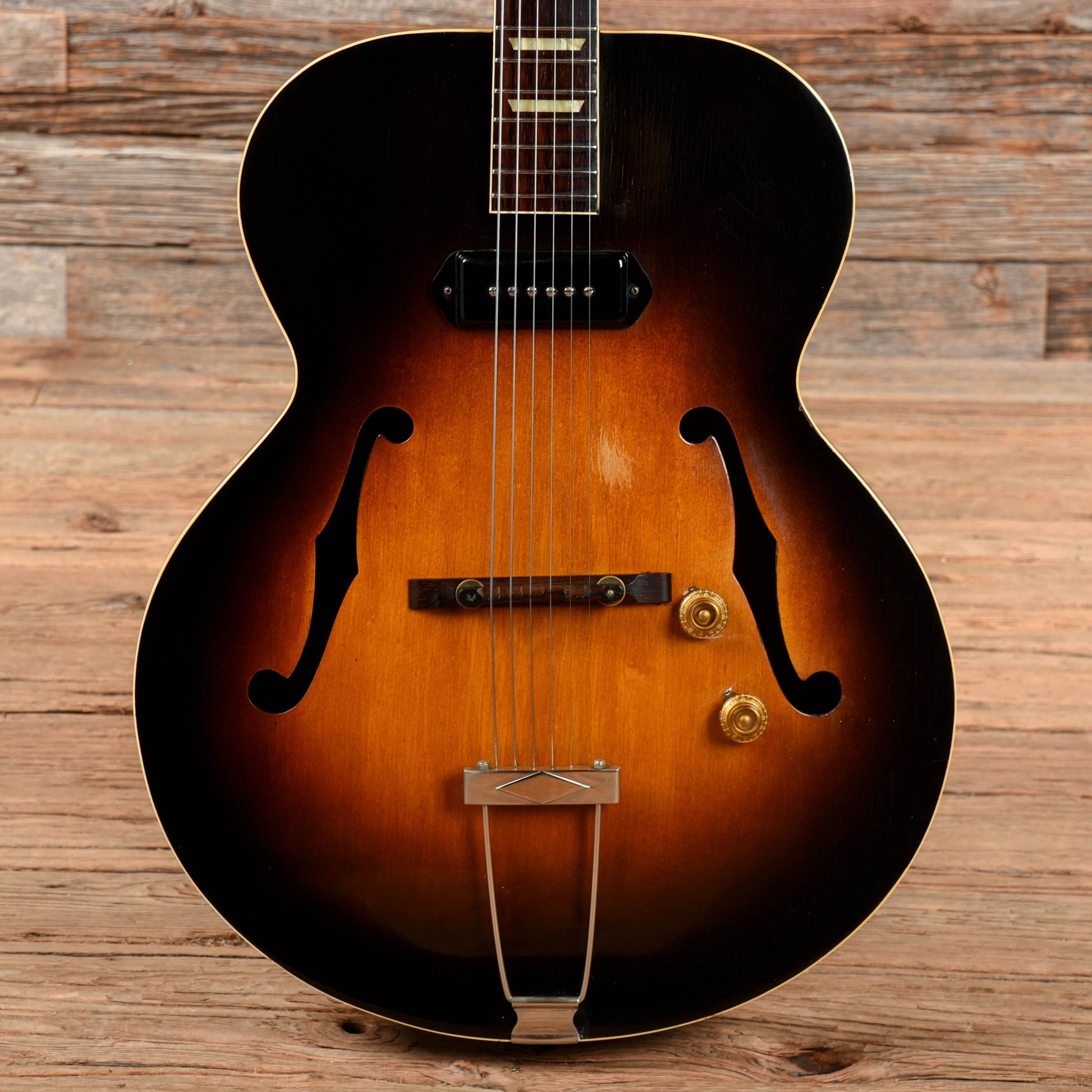 Gibson ES-150 Sunburst 1956 Electric Guitars / Hollow Body