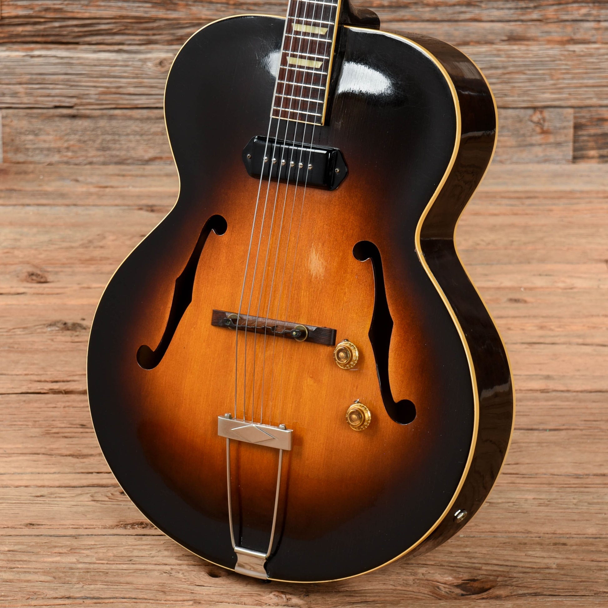 Gibson ES-150 Sunburst 1956 Electric Guitars / Hollow Body