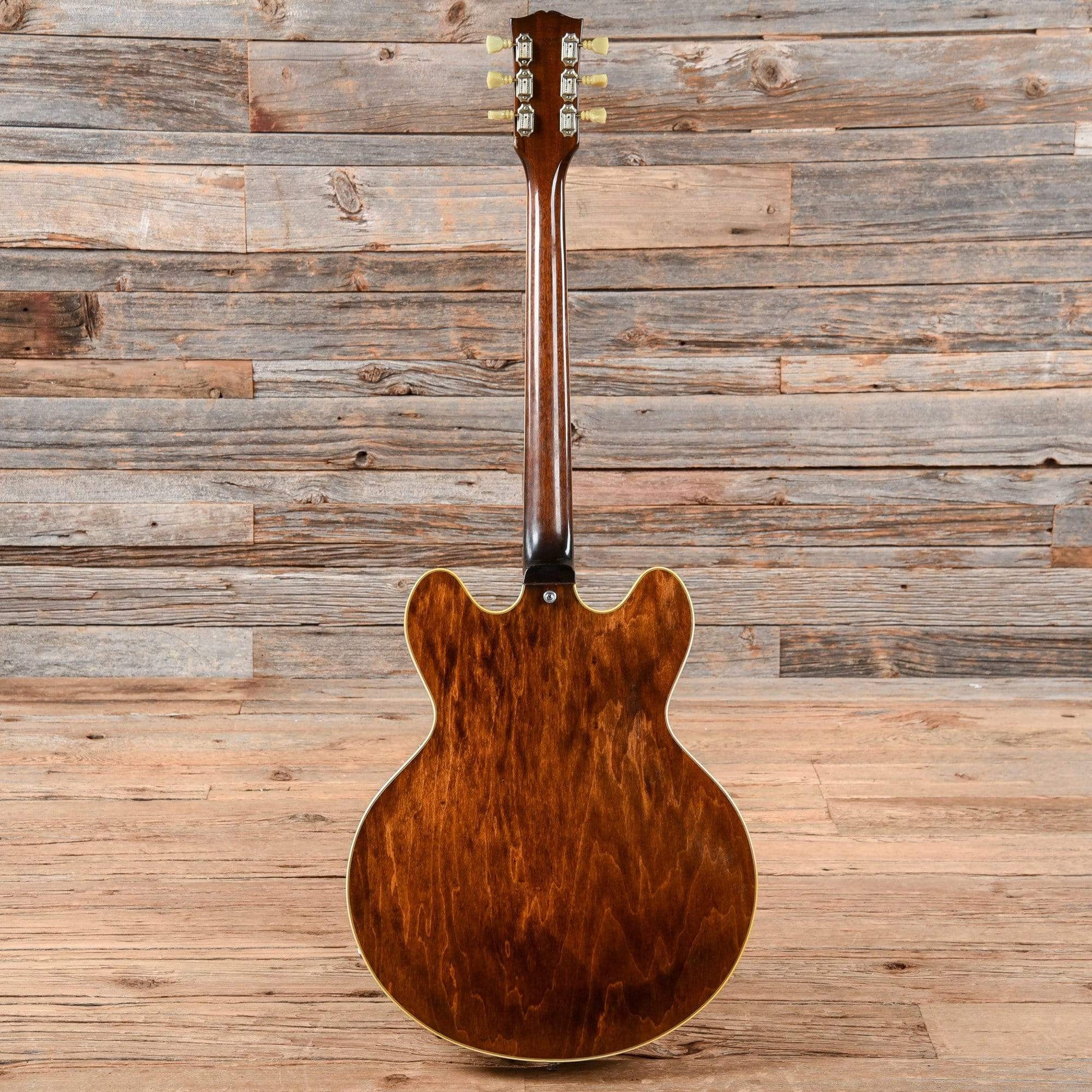 Gibson ES-150D Walnut 1970s Electric Guitars / Hollow Body