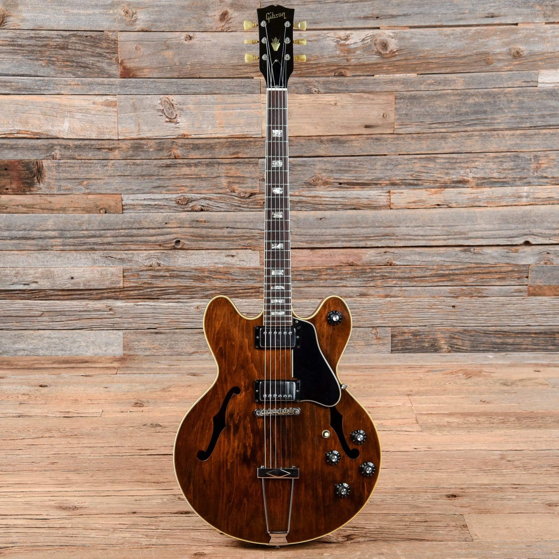 Gibson ES-150D Walnut 1970s Electric Guitars / Hollow Body