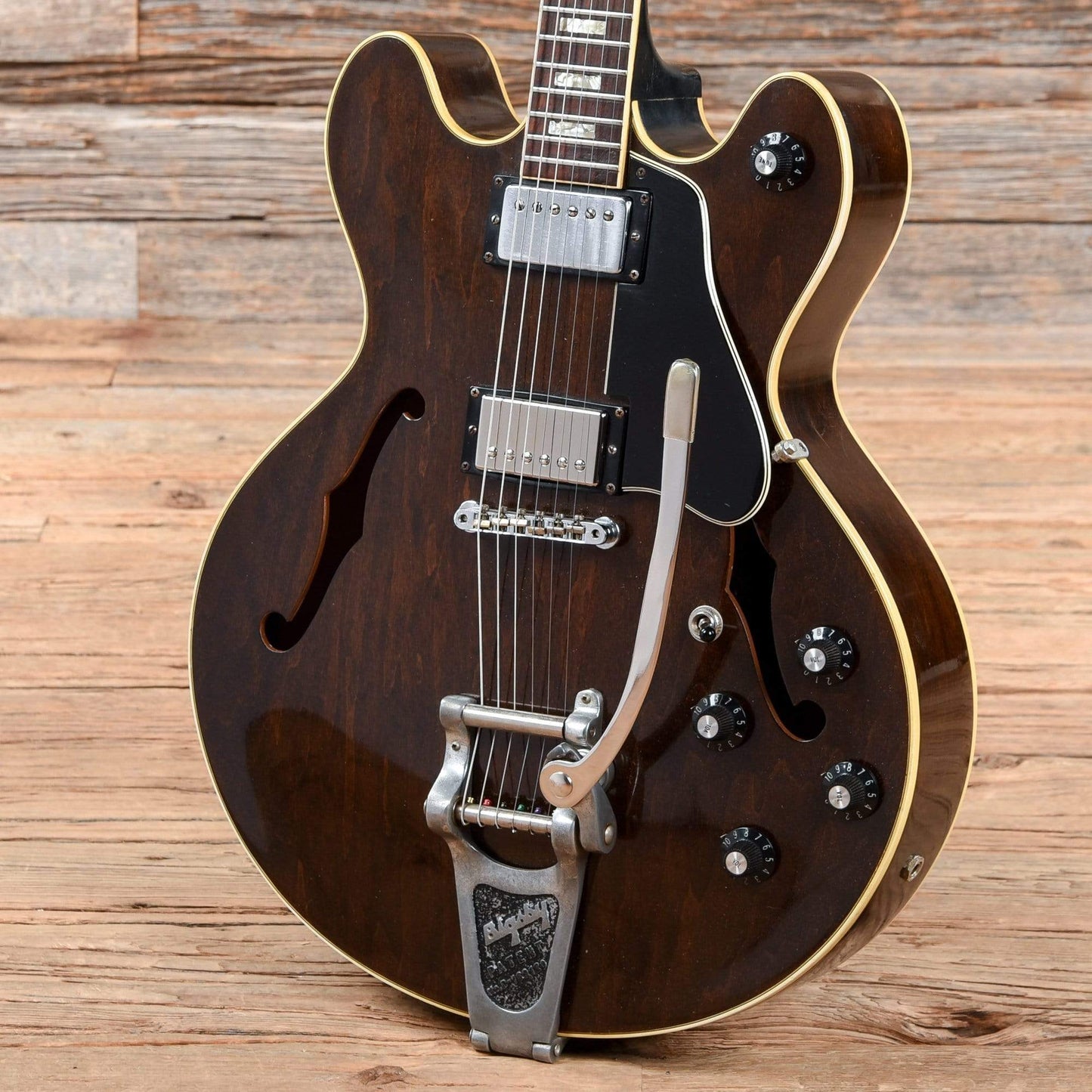 Gibson ES-150DC Walnut 1975 Electric Guitars / Hollow Body