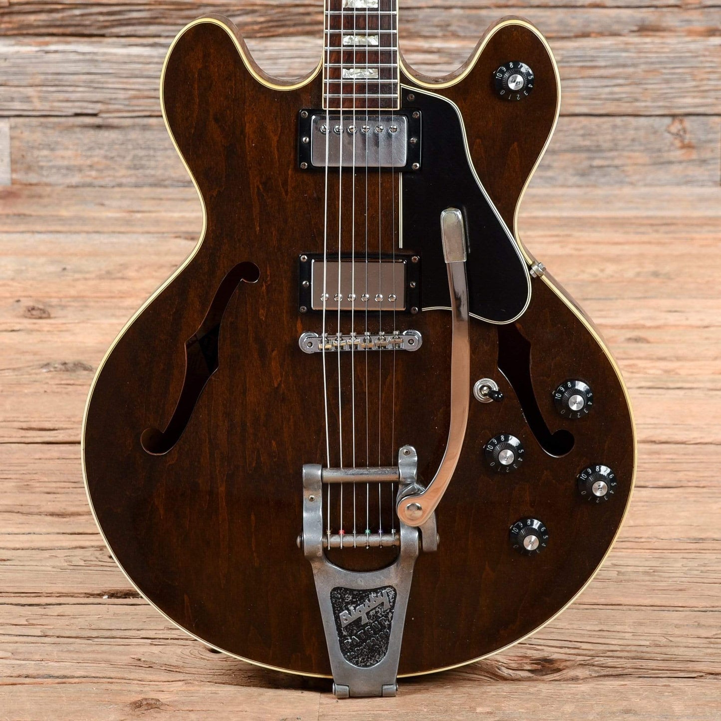 Gibson ES-150DC Walnut 1975 Electric Guitars / Hollow Body