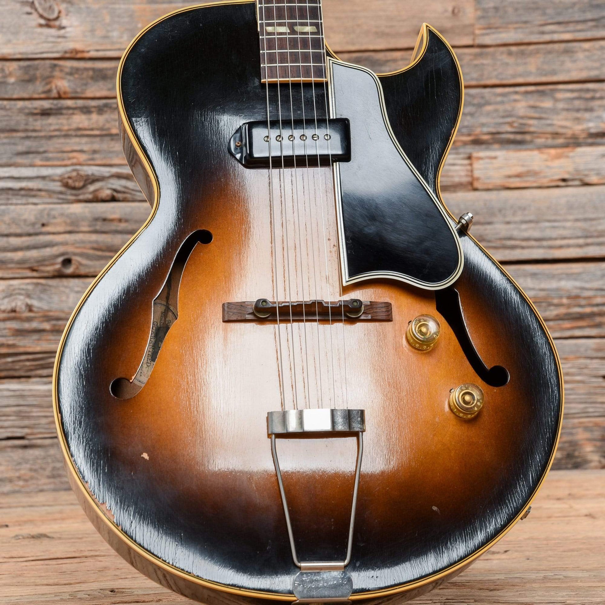 Gibson ES-175 Sunburst 1953 Electric Guitars / Hollow Body