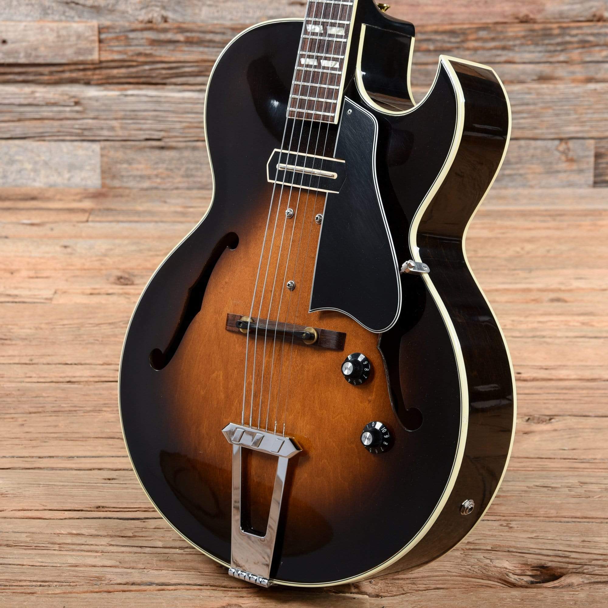 Gibson ES-175CC Walnut 1979 – Chicago Music Exchange