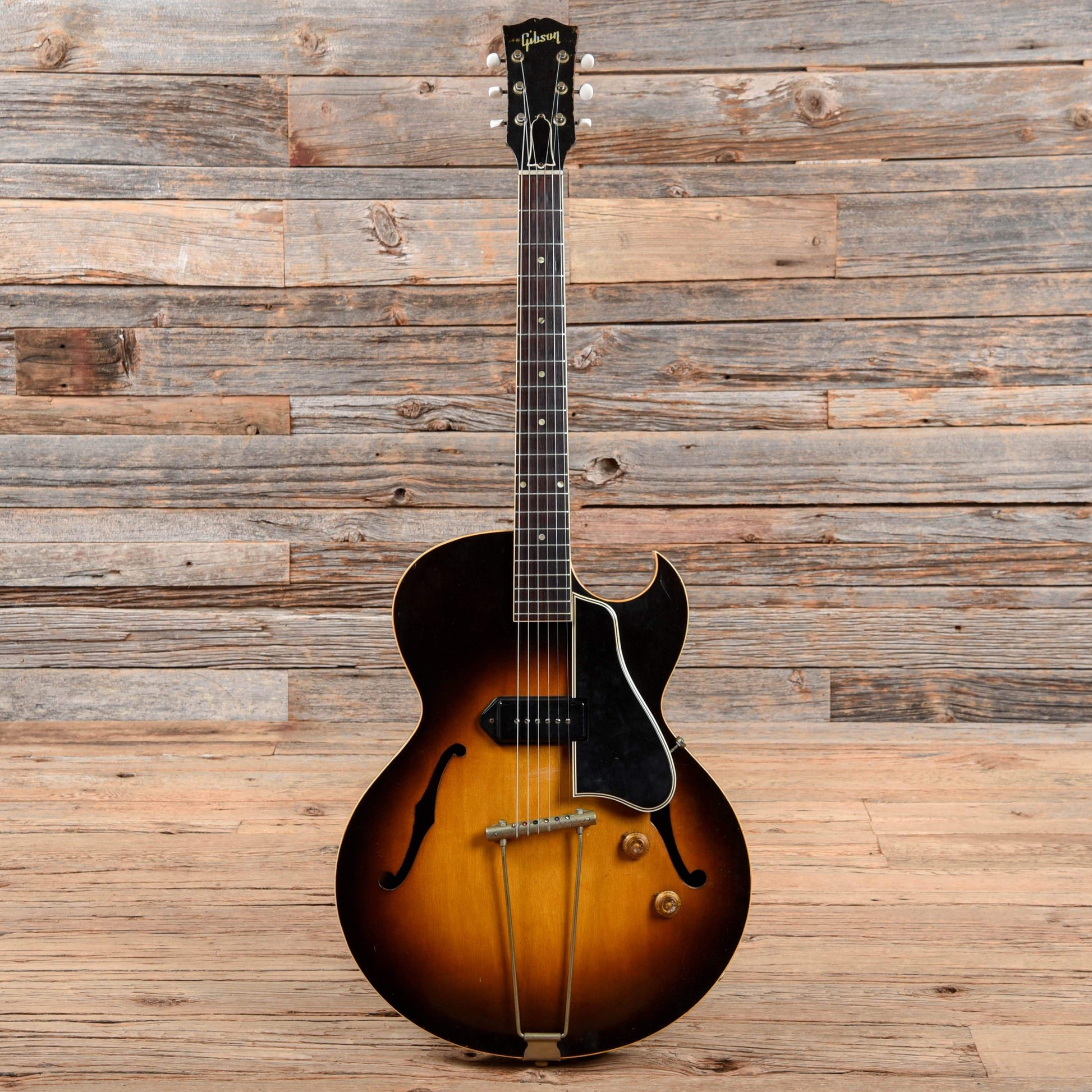 Gibson ES-225T Sunburst 1956 Electric Guitars / Hollow Body