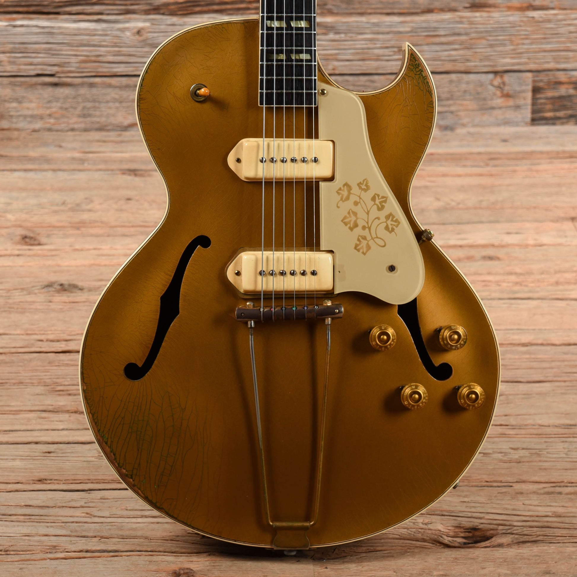 Gibson ES-295 Gold 1952 Electric Guitars / Hollow Body