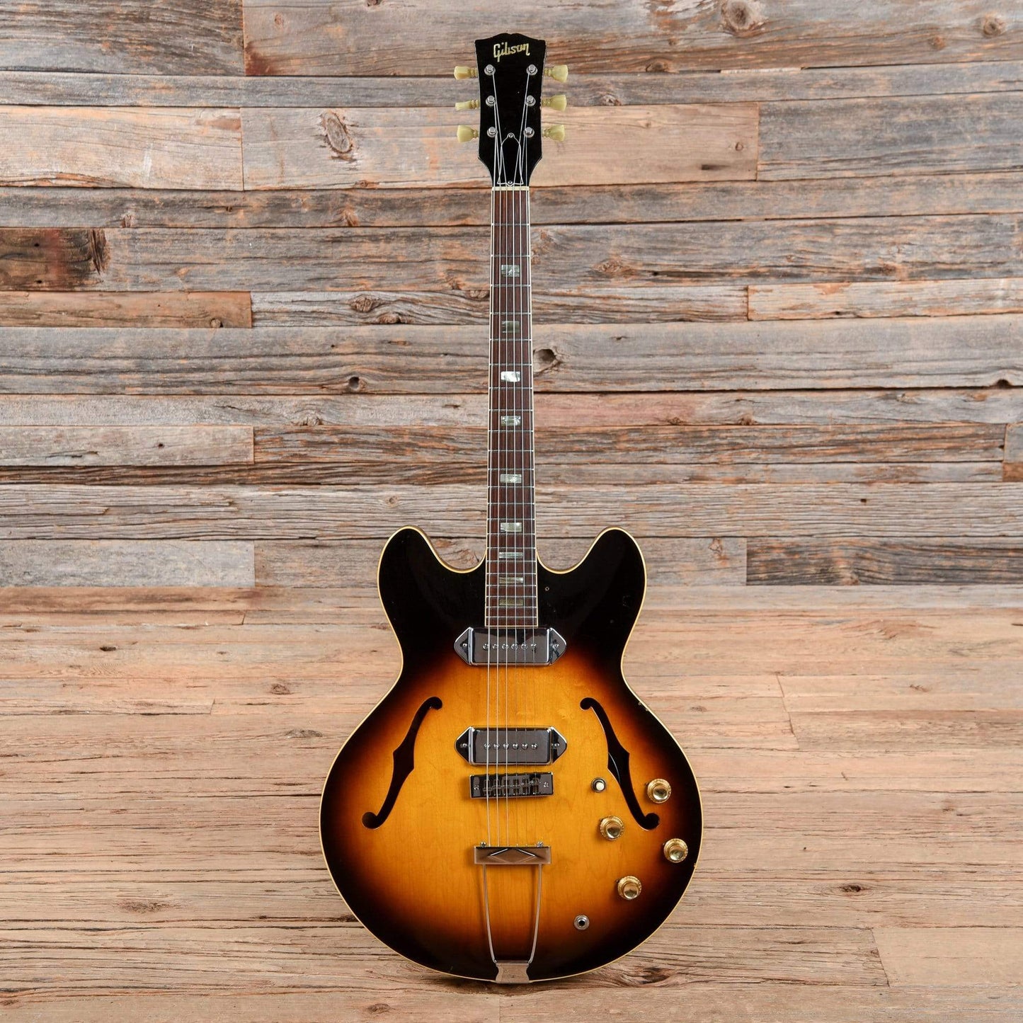 Gibson ES-330 Sunburst 1966 Electric Guitars / Hollow Body