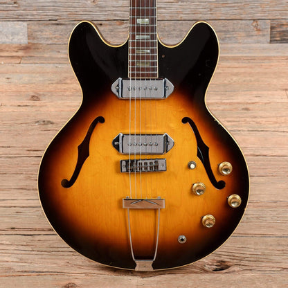 Gibson ES-330 Sunburst 1966 Electric Guitars / Hollow Body