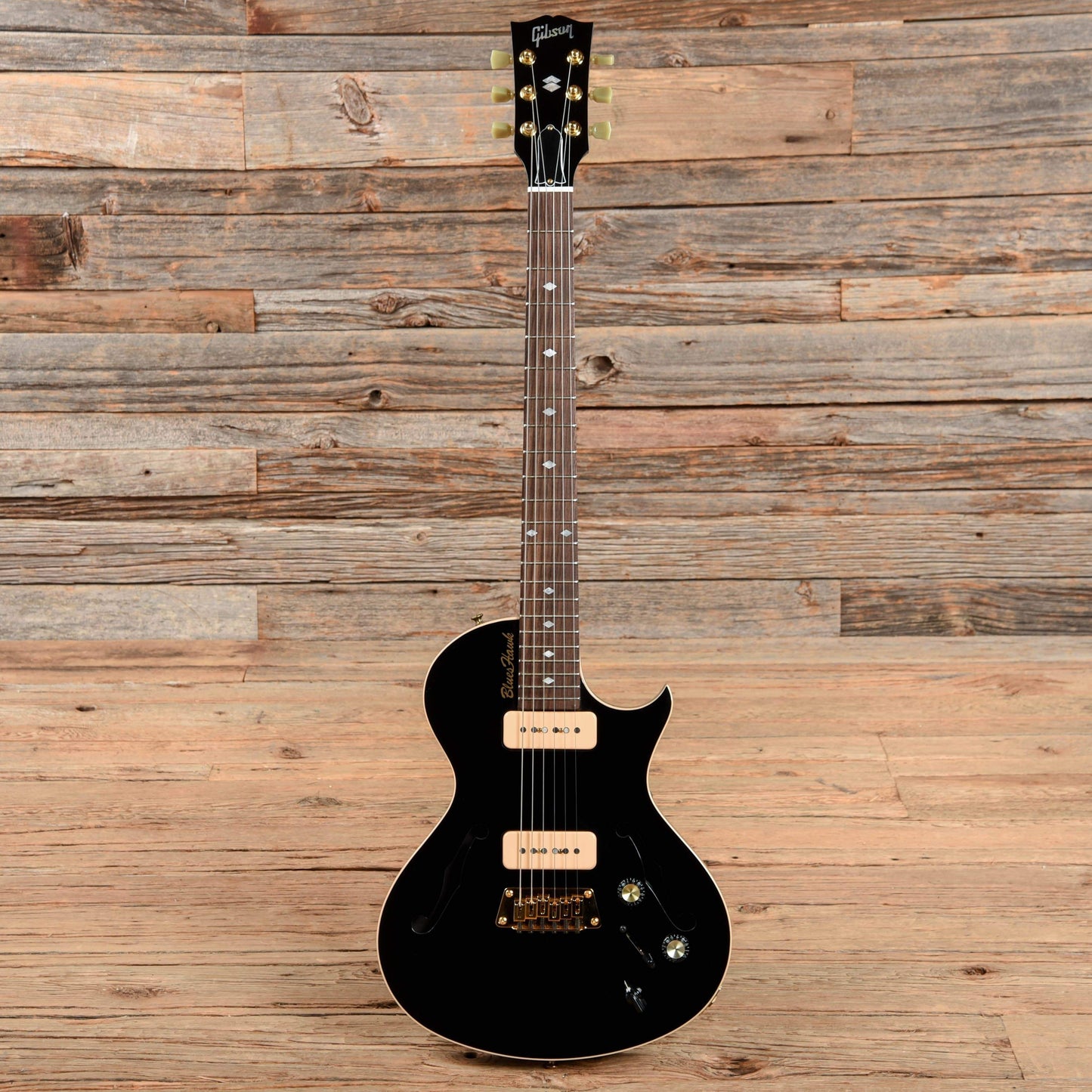 Gibson Blueshawk Black 2005 Electric Guitars / Semi-Hollow