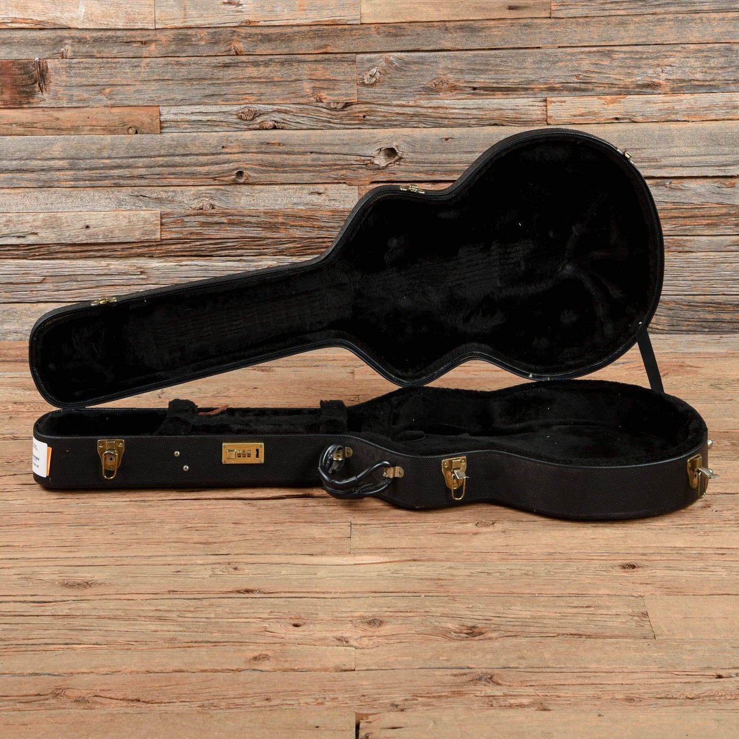 Gibson ES-135 Black 2002 Electric Guitars / Semi-Hollow