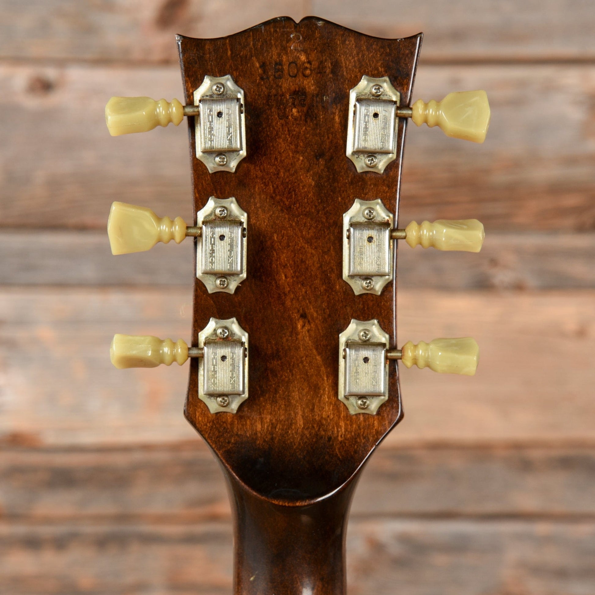 Gibson ES-325 Walnut 1975 Electric Guitars / Semi-Hollow