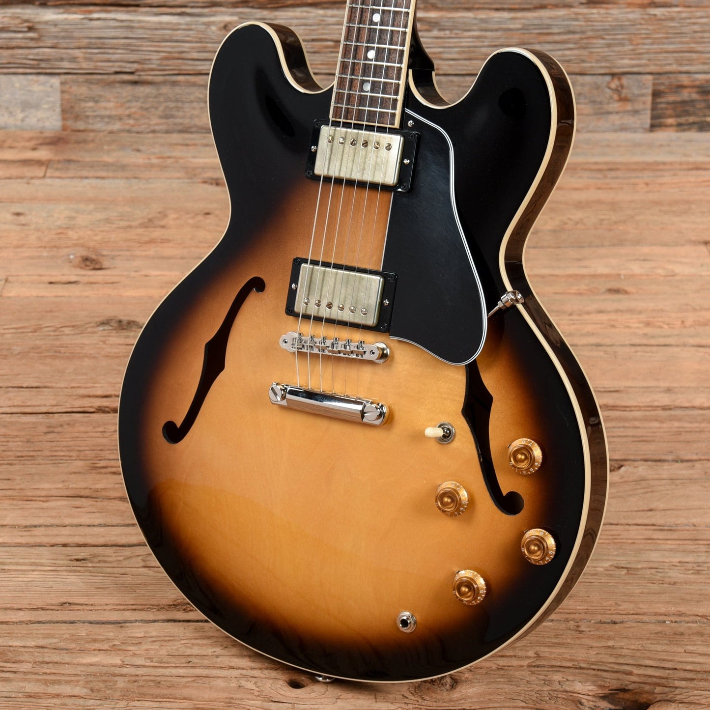 Gibson ES-335 Dot Sunburst 2021 Electric Guitars / Semi-Hollow