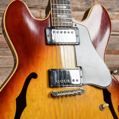 Gibson ES-335 Sunburst 1968 Electric Guitars / Semi-Hollow