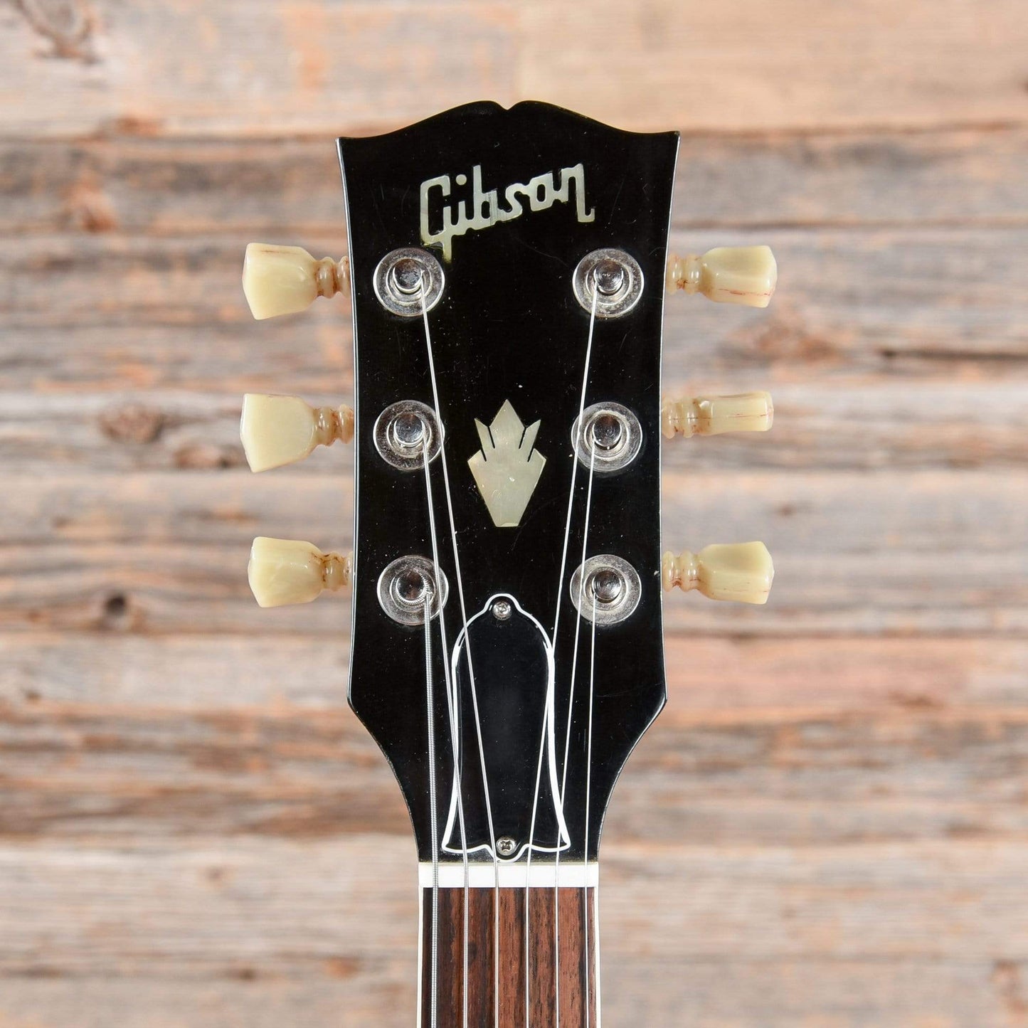 Gibson ES-335TD Walnut 1974 Electric Guitars / Semi-Hollow