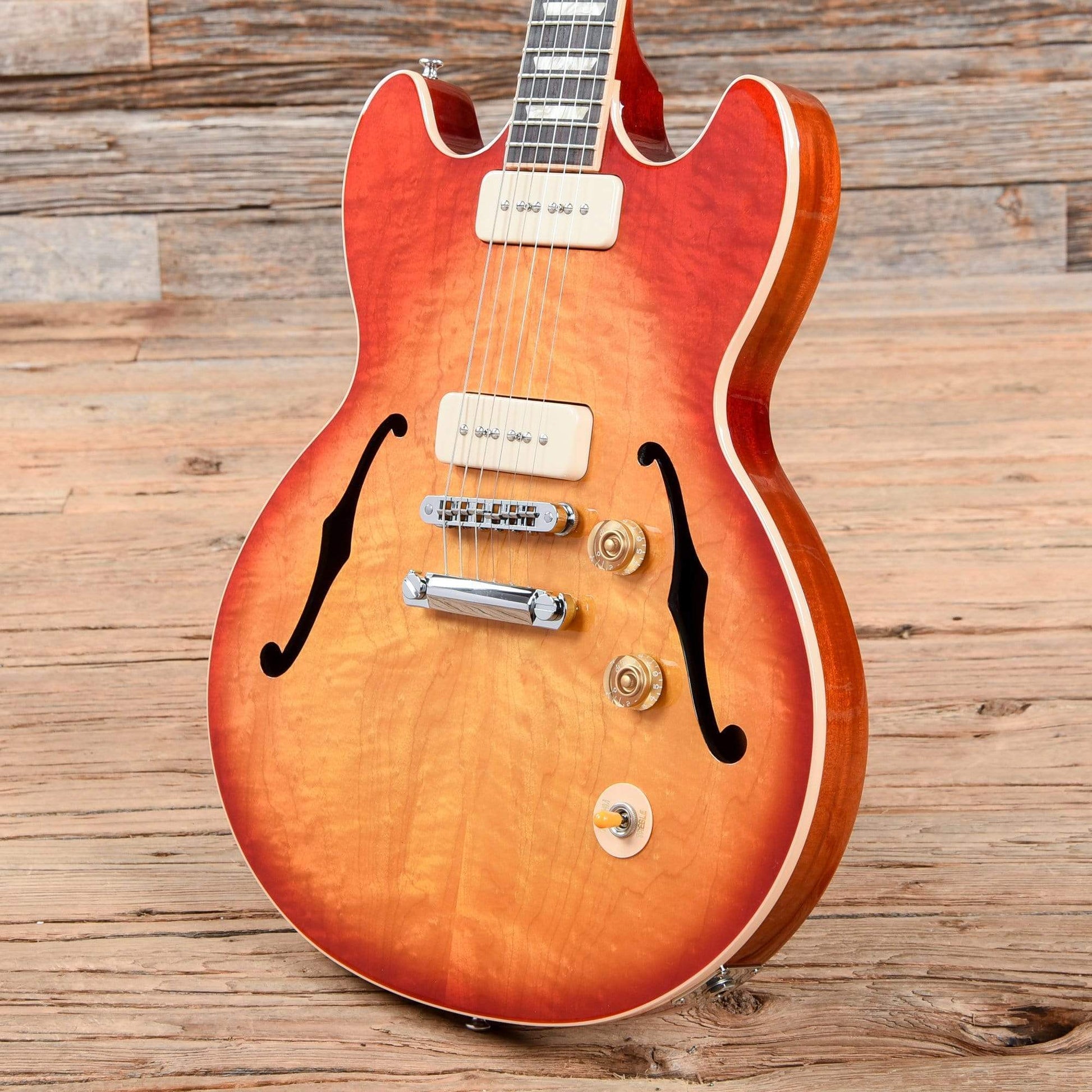 Gibson Midtown Standard P90 Sunburst 2012 Electric Guitars / Semi-Hollow