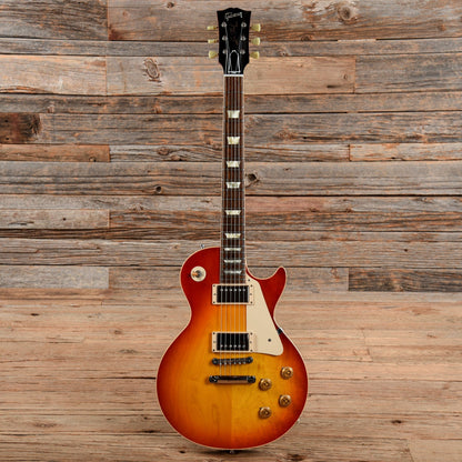 Gibson Custom Shop 1958 Les Paul Standard Cherry Sunburst 2011 Electric Guitars / Solid Body