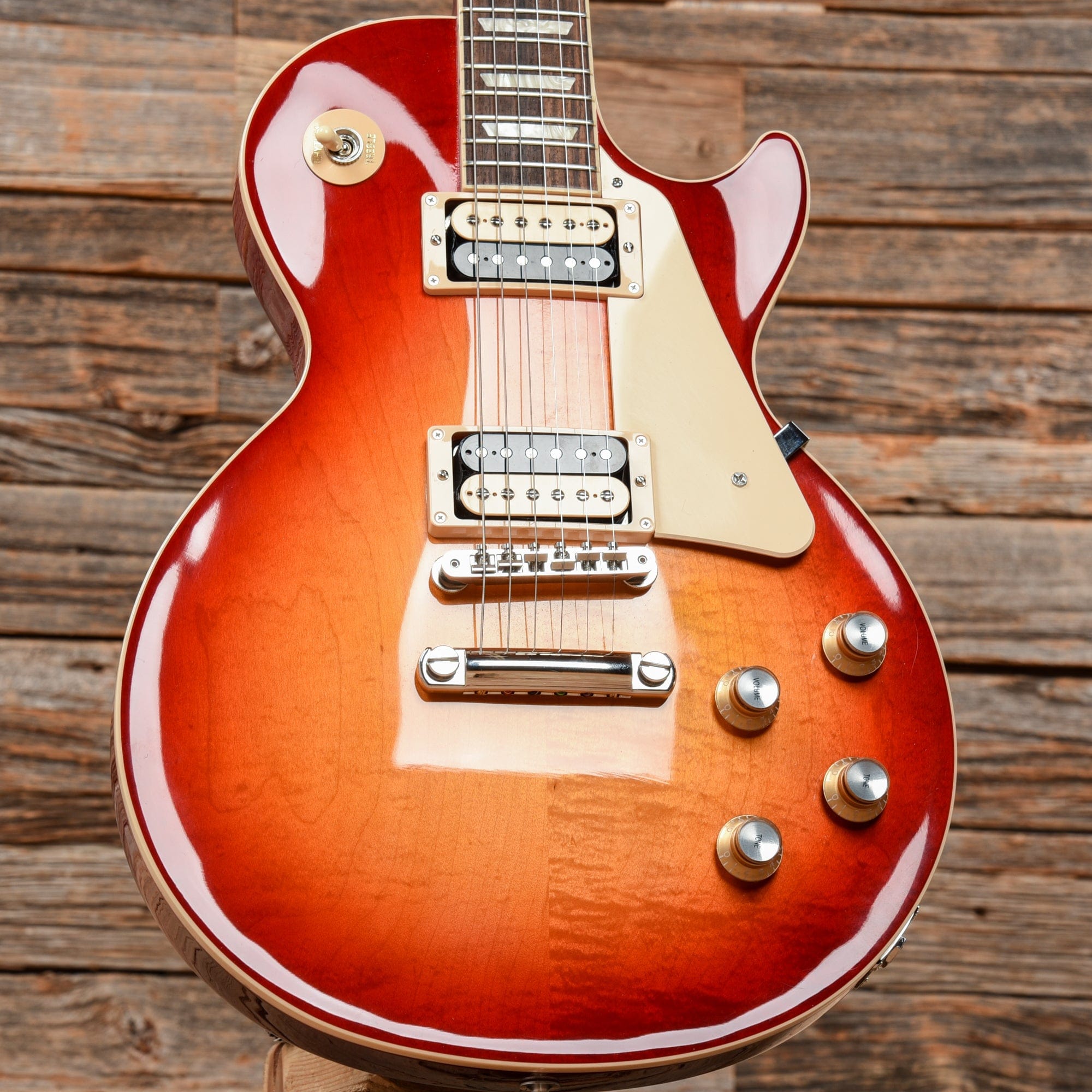 Gibson Les Paul Classic Cherry Sunburst 2021 – Chicago Music Exchange