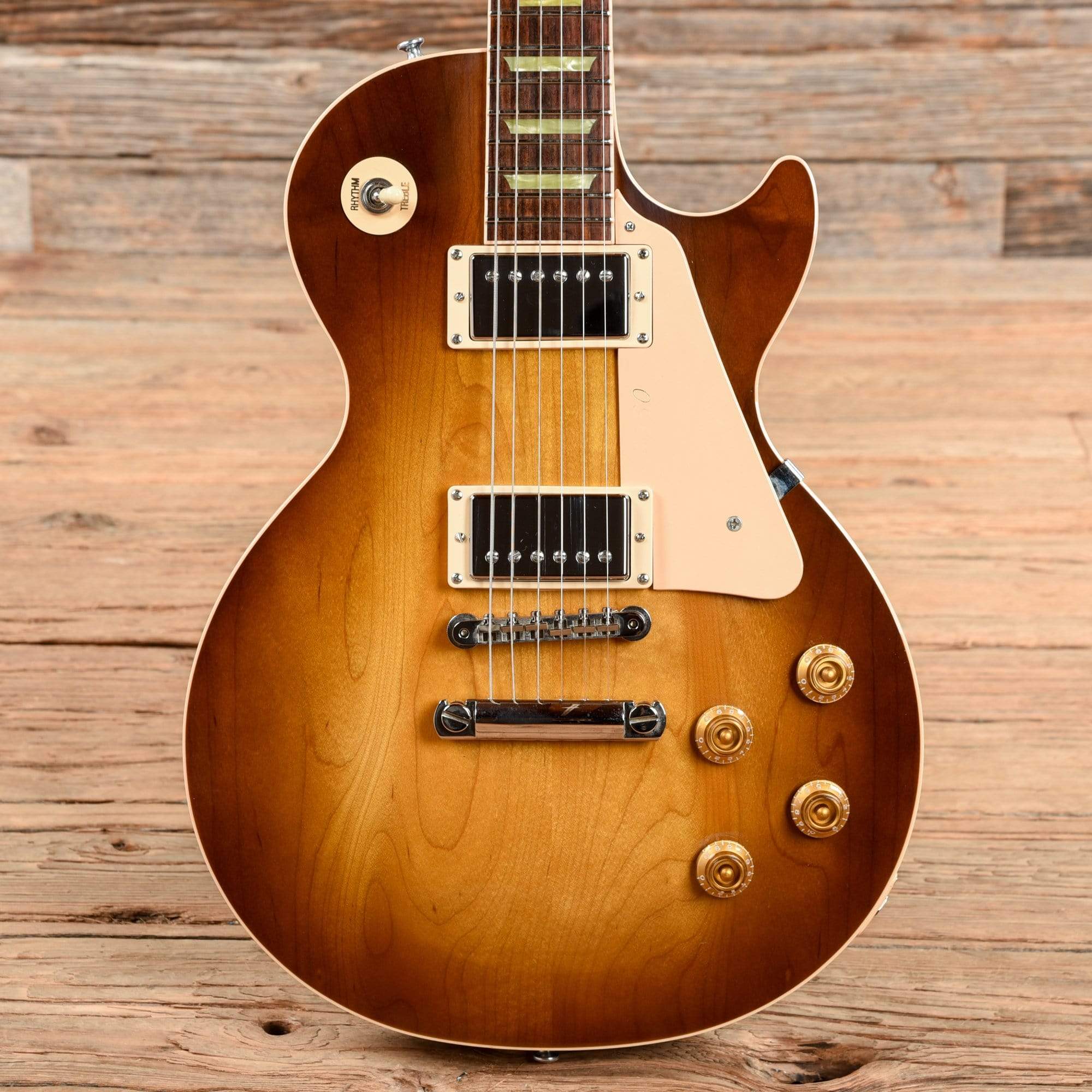 Gibson Les Paul Classic Honeyburst 2001 – Chicago Music Exchange