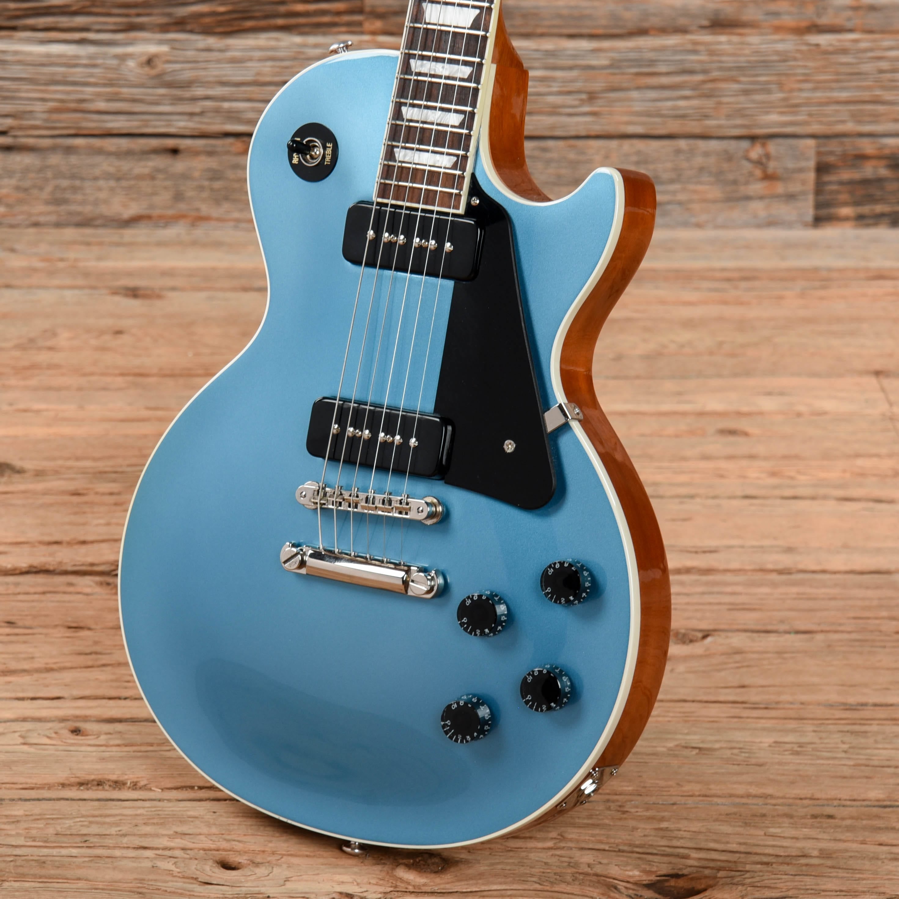 Gibson Les Paul Classic Pelham Blue 2018 – Chicago Music Exchange