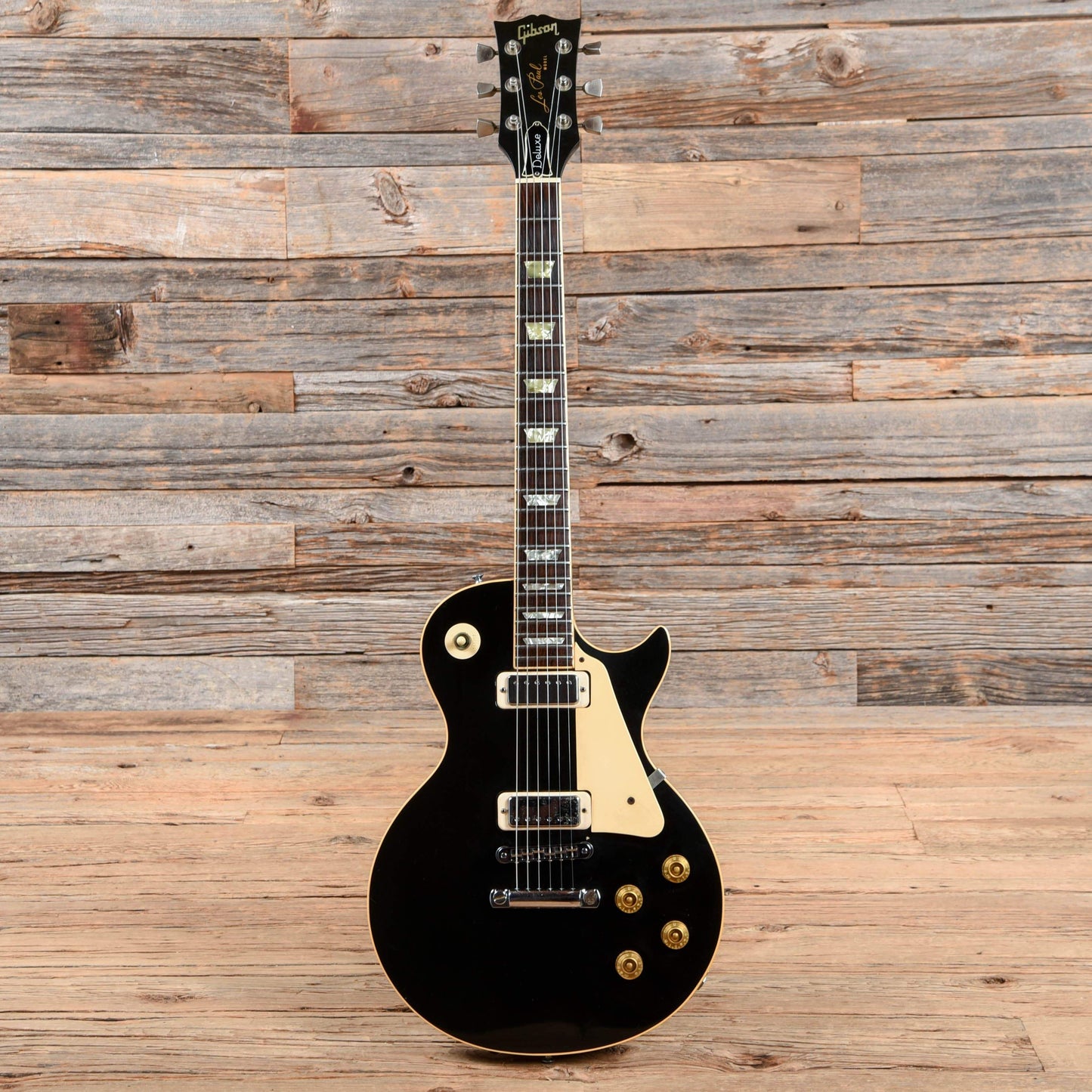 Gibson Les Paul Deluxe Black 1979 Electric Guitars / Solid Body