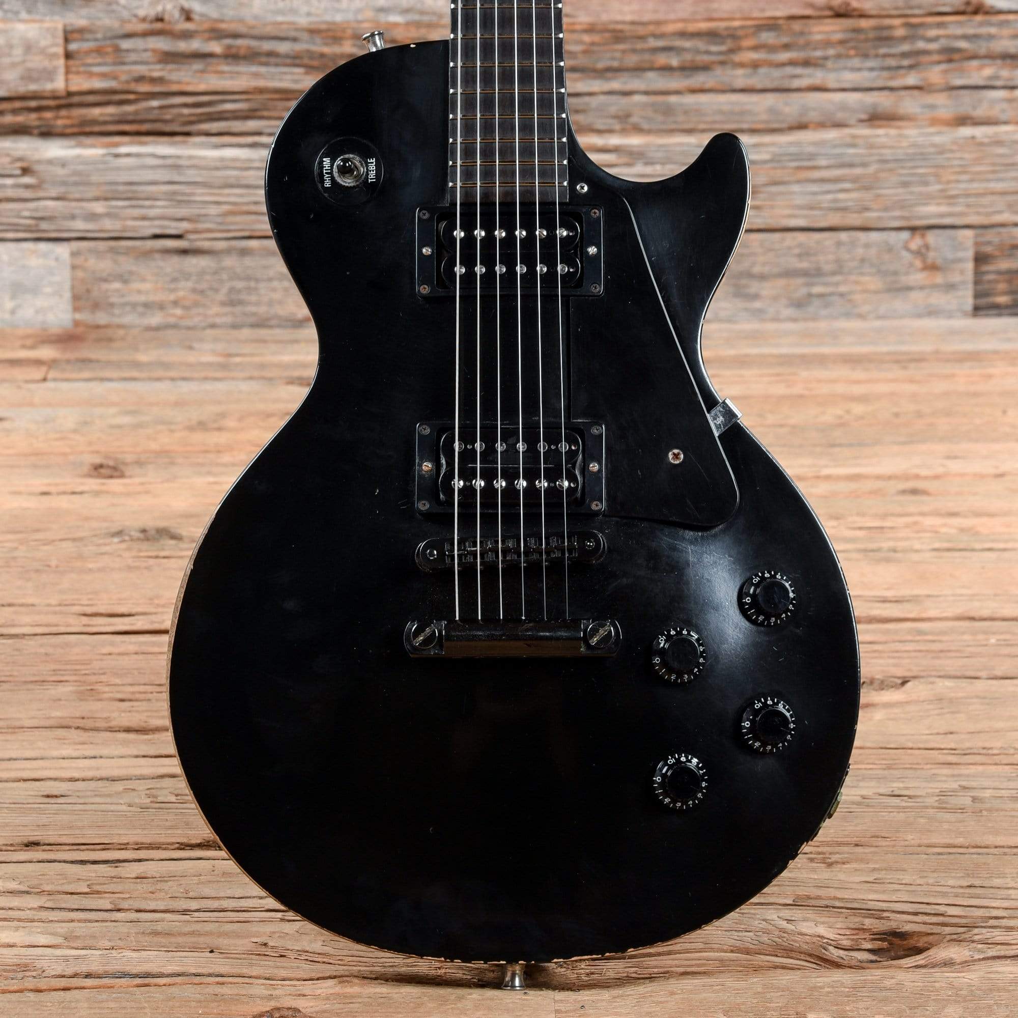 安い大人気 ヤフオク! Gibson Les Paul Gothic/Black Flat/2000/黒ハー...