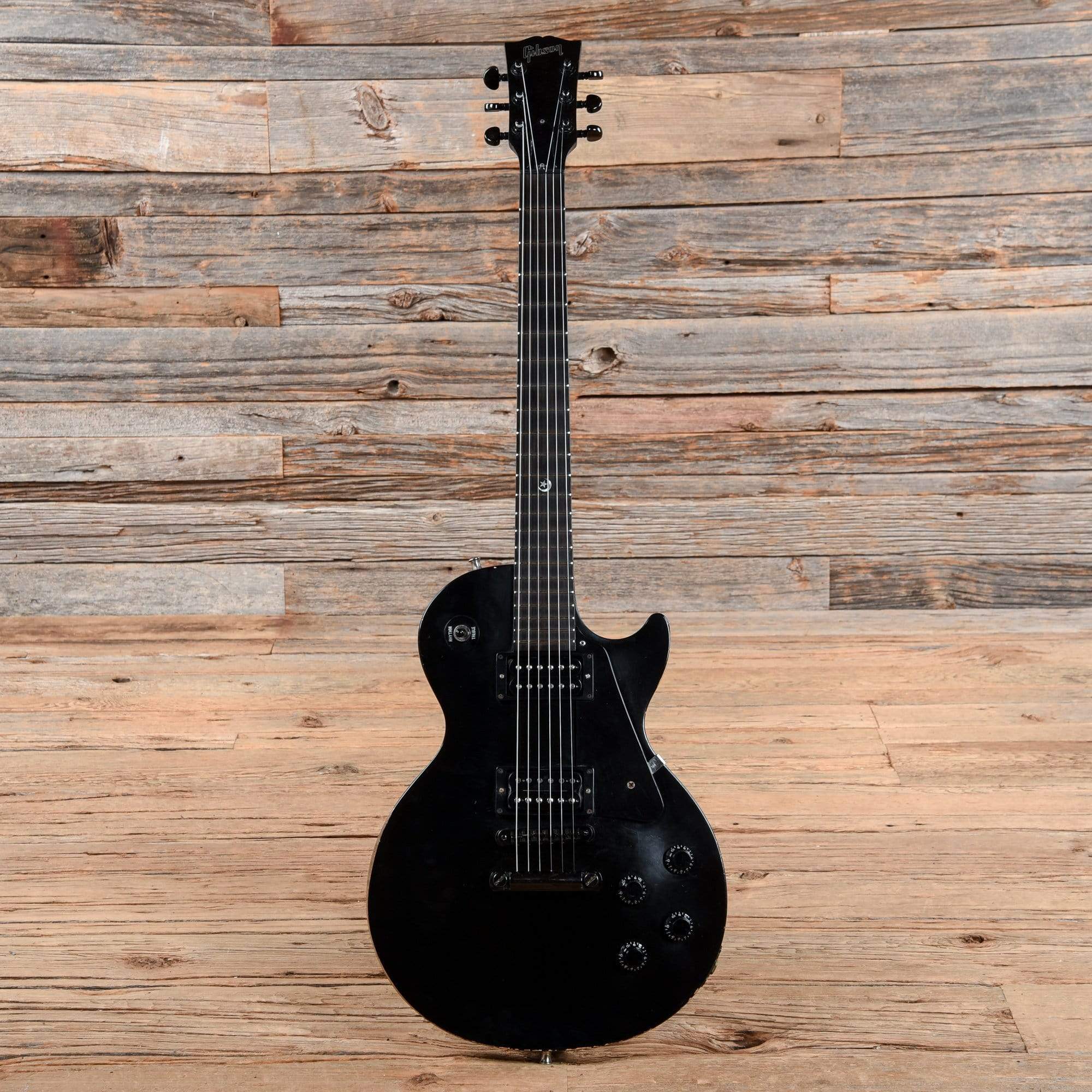 Gibson Les Paul Gothic Satin Black 2001 – Chicago Music Exchange