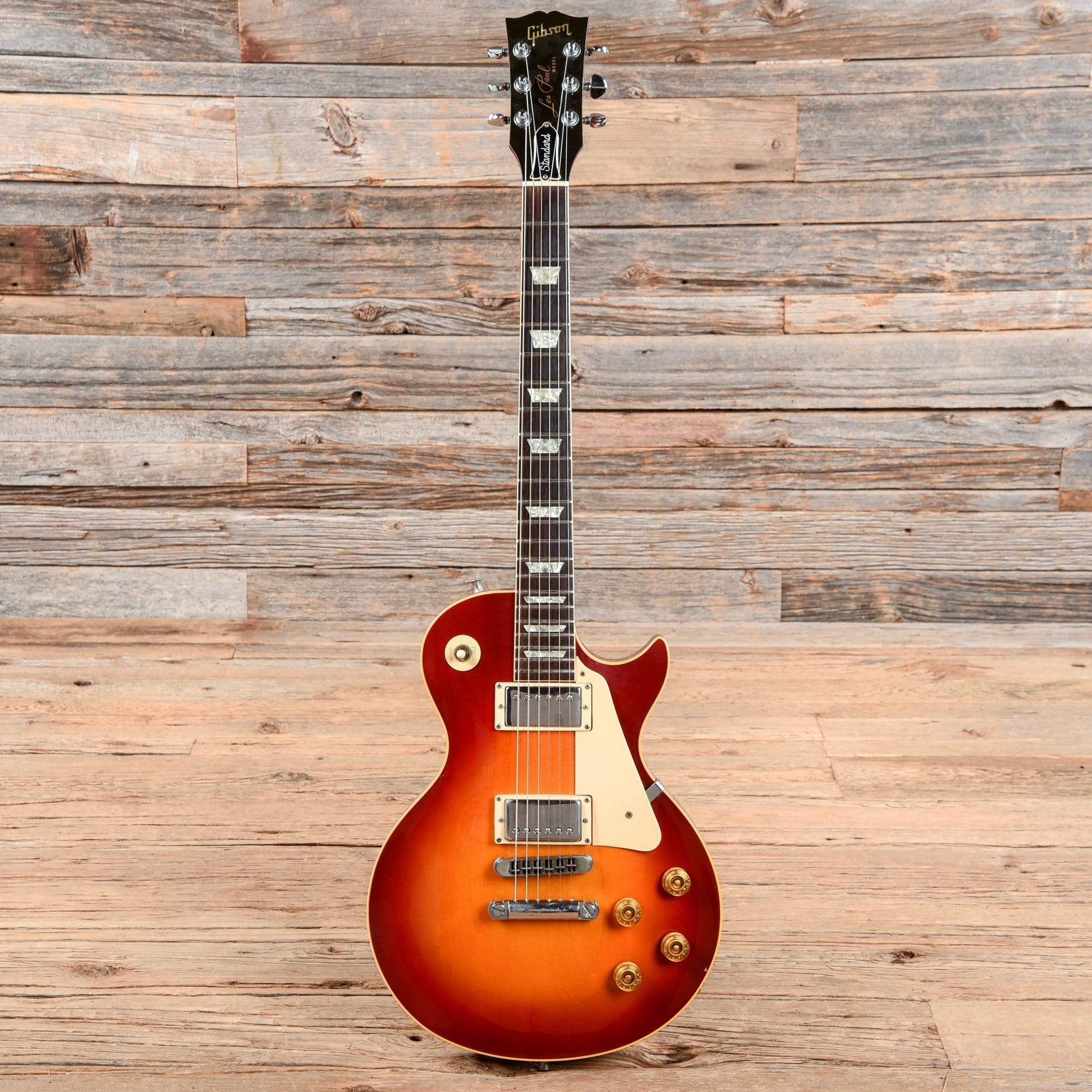 Gibson Les Paul Standard Cherry Sunburst 1982 – Chicago Music Exchange