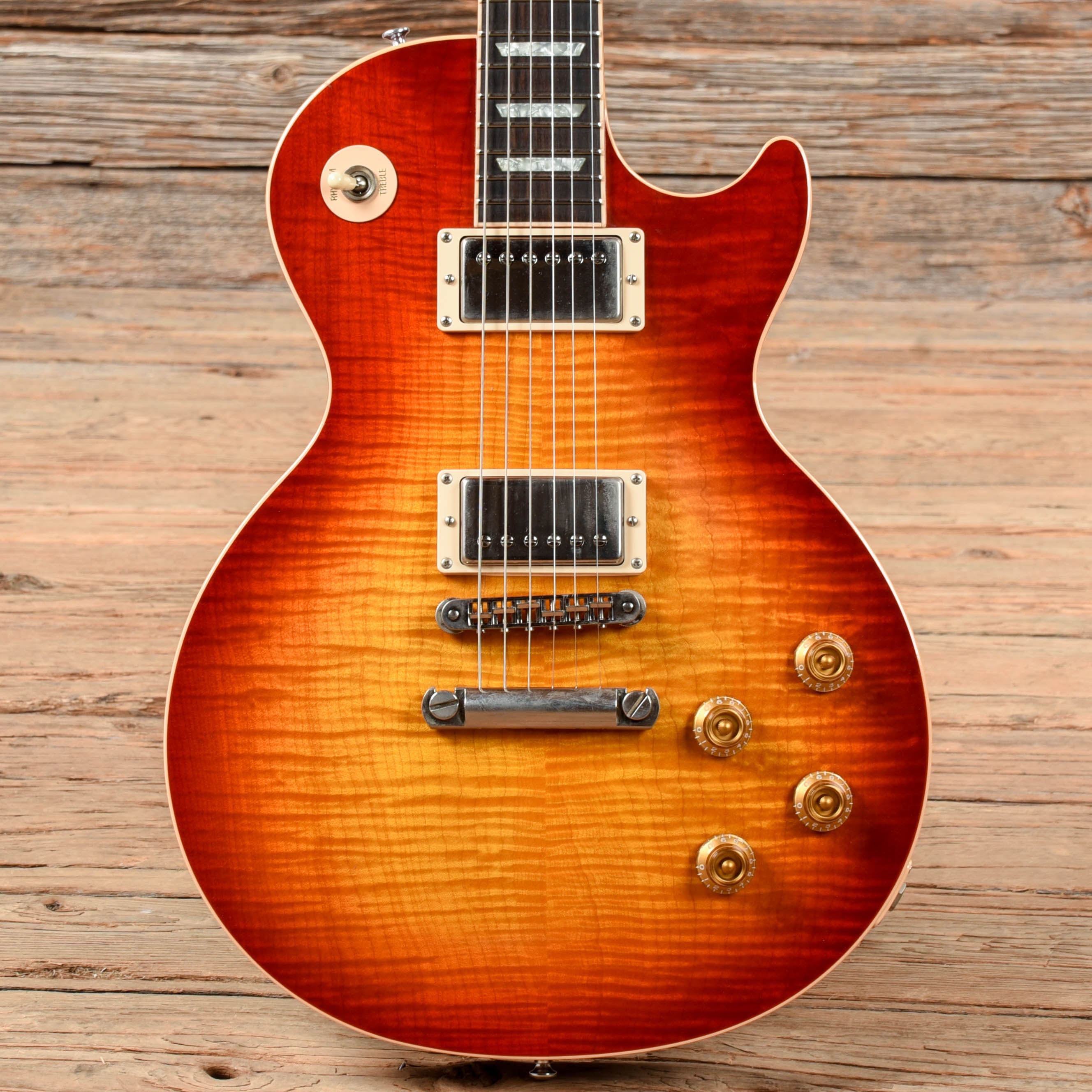 Gibson Les Paul Standard Cherry Sunburst 2002 – Chicago Music Exchange