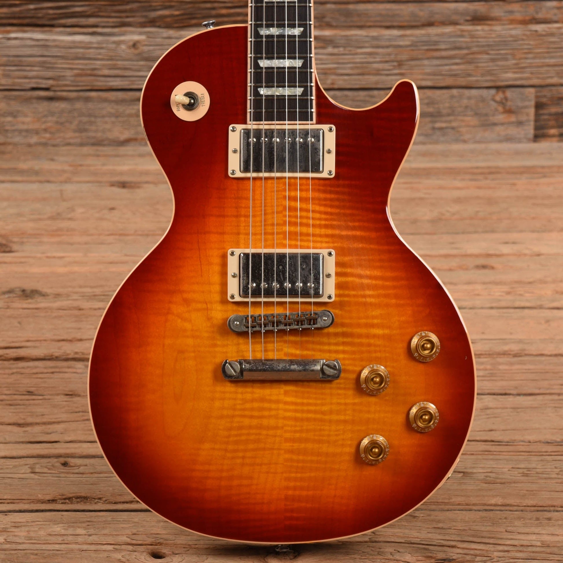 Gibson Les Paul Standard Cherry Sunburst 2004 Electric Guitars / Solid Body