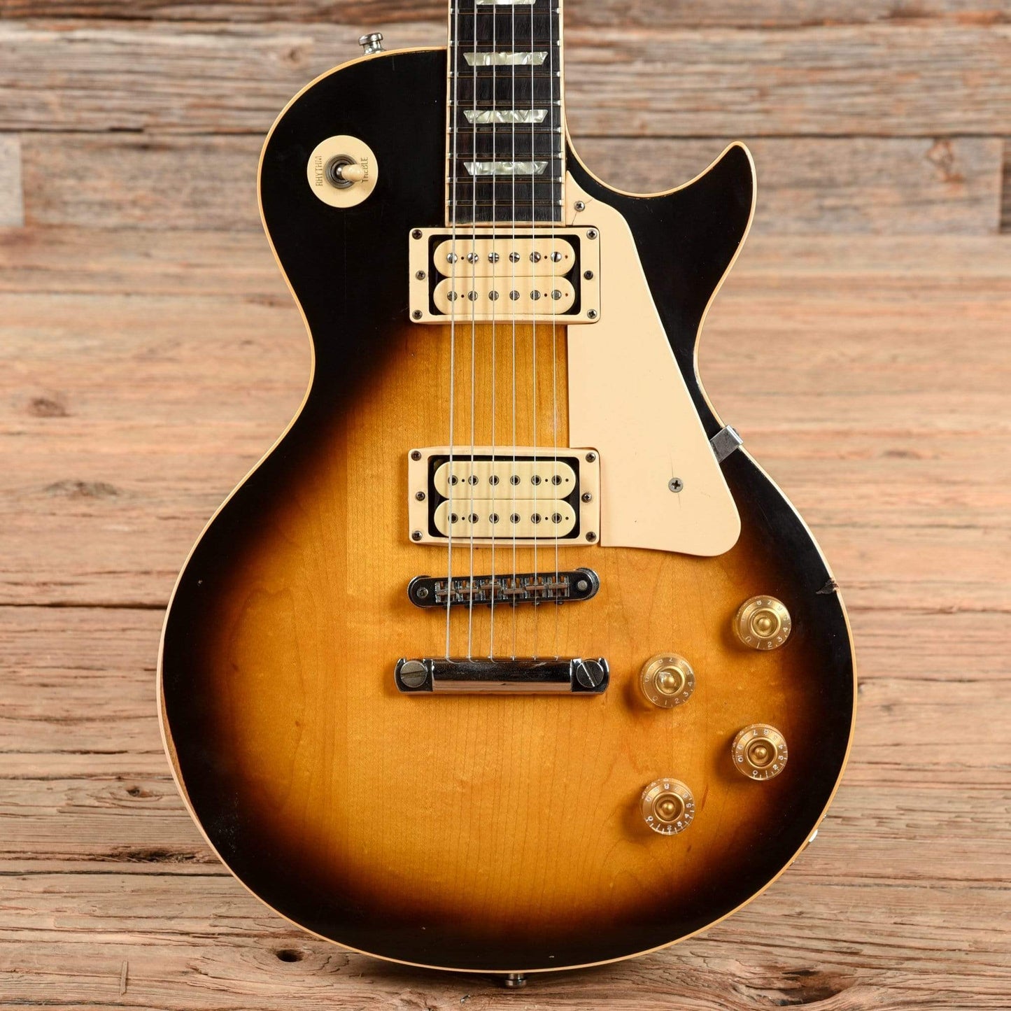 Gibson Les Paul Standard Sunburst 1981 Electric Guitars / Solid Body