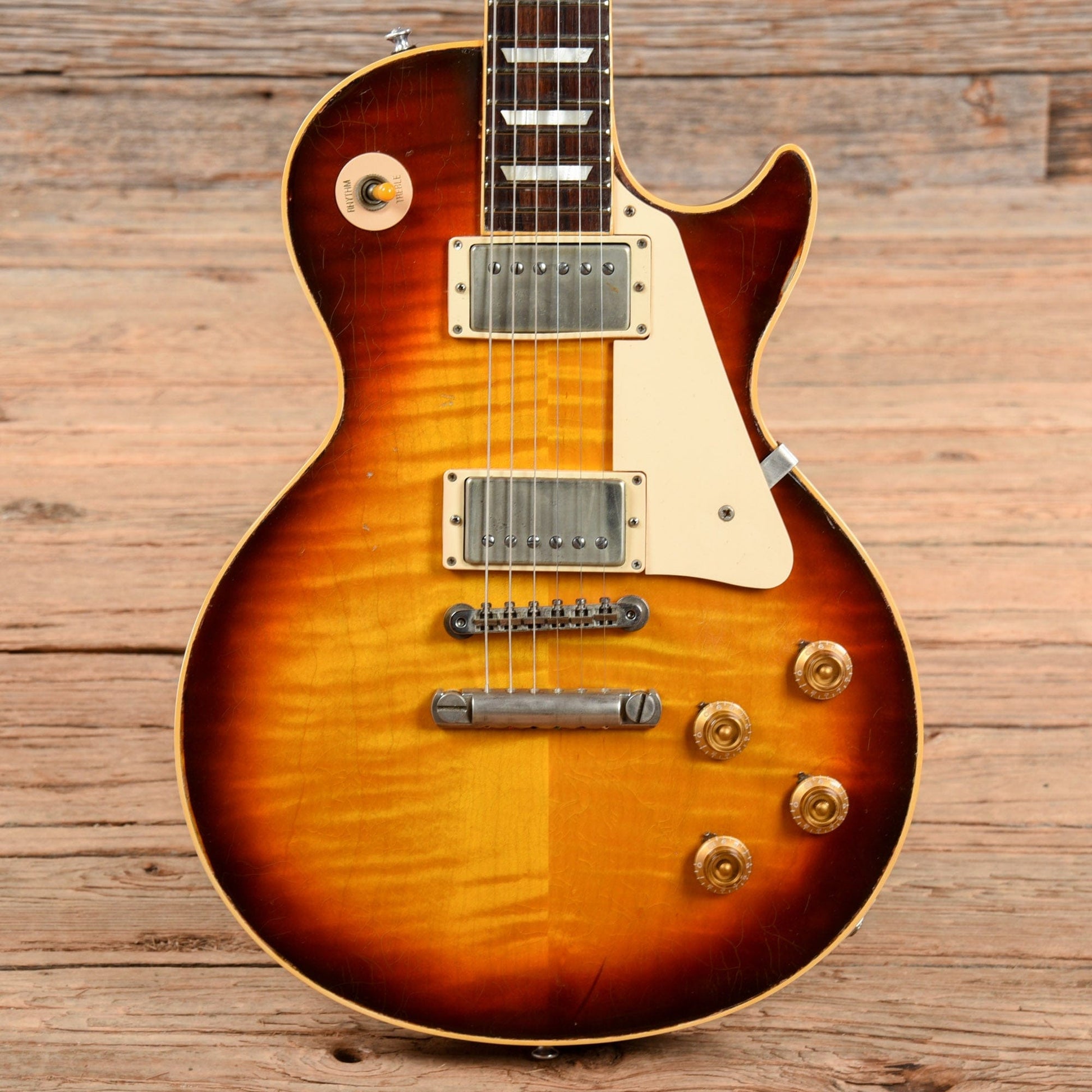 Gibson Les Paul Standard Sunburst Electric Guitars / Solid Body