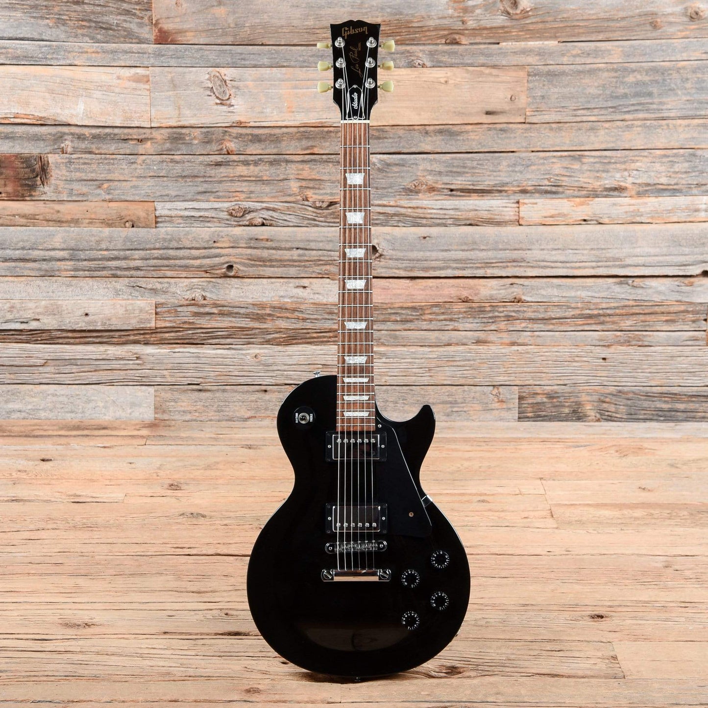 Gibson Les Paul Studio Black 2004 Electric Guitars / Solid Body