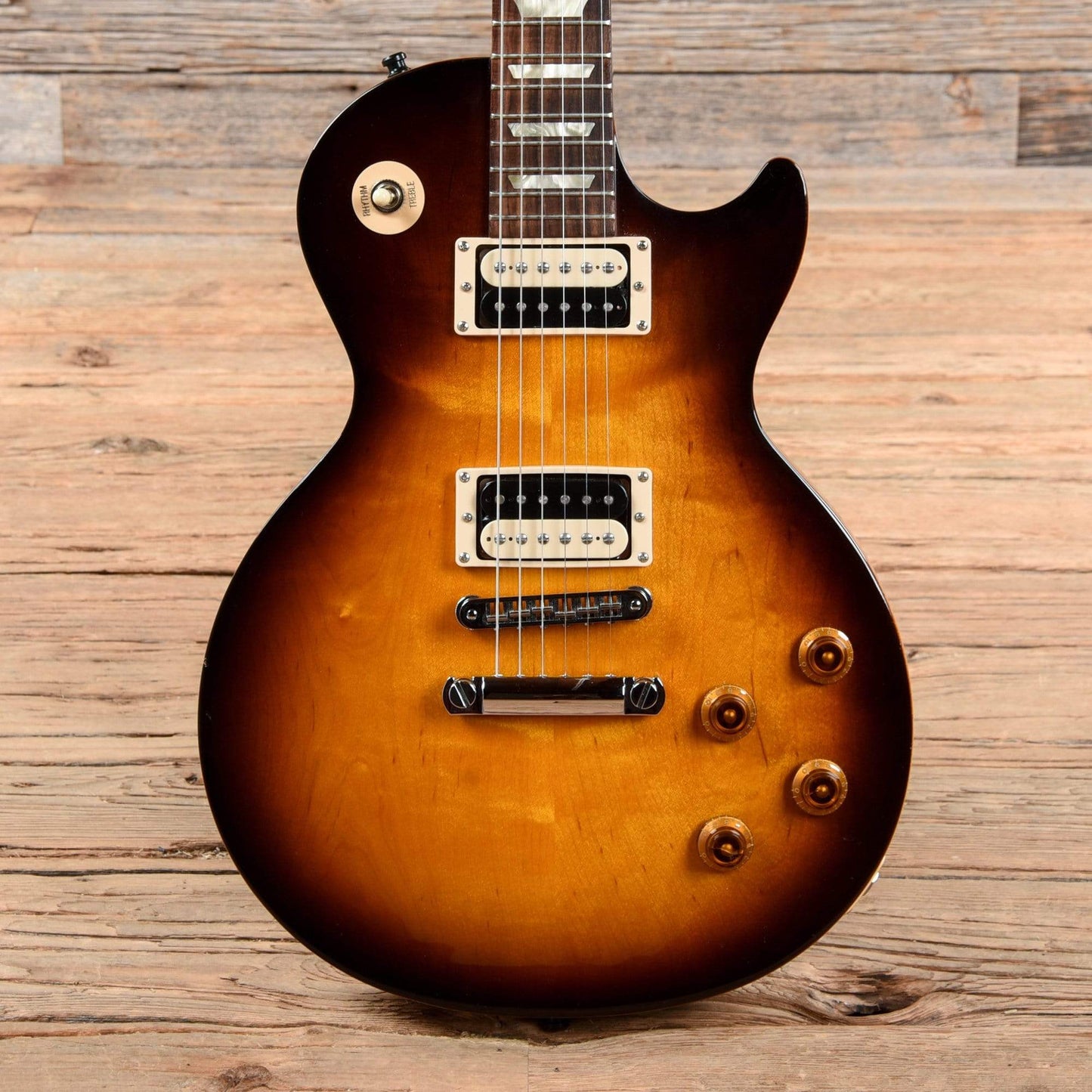 Gibson Les Paul Studio Deluxe Sunburst 2010 Electric Guitars / Solid Body