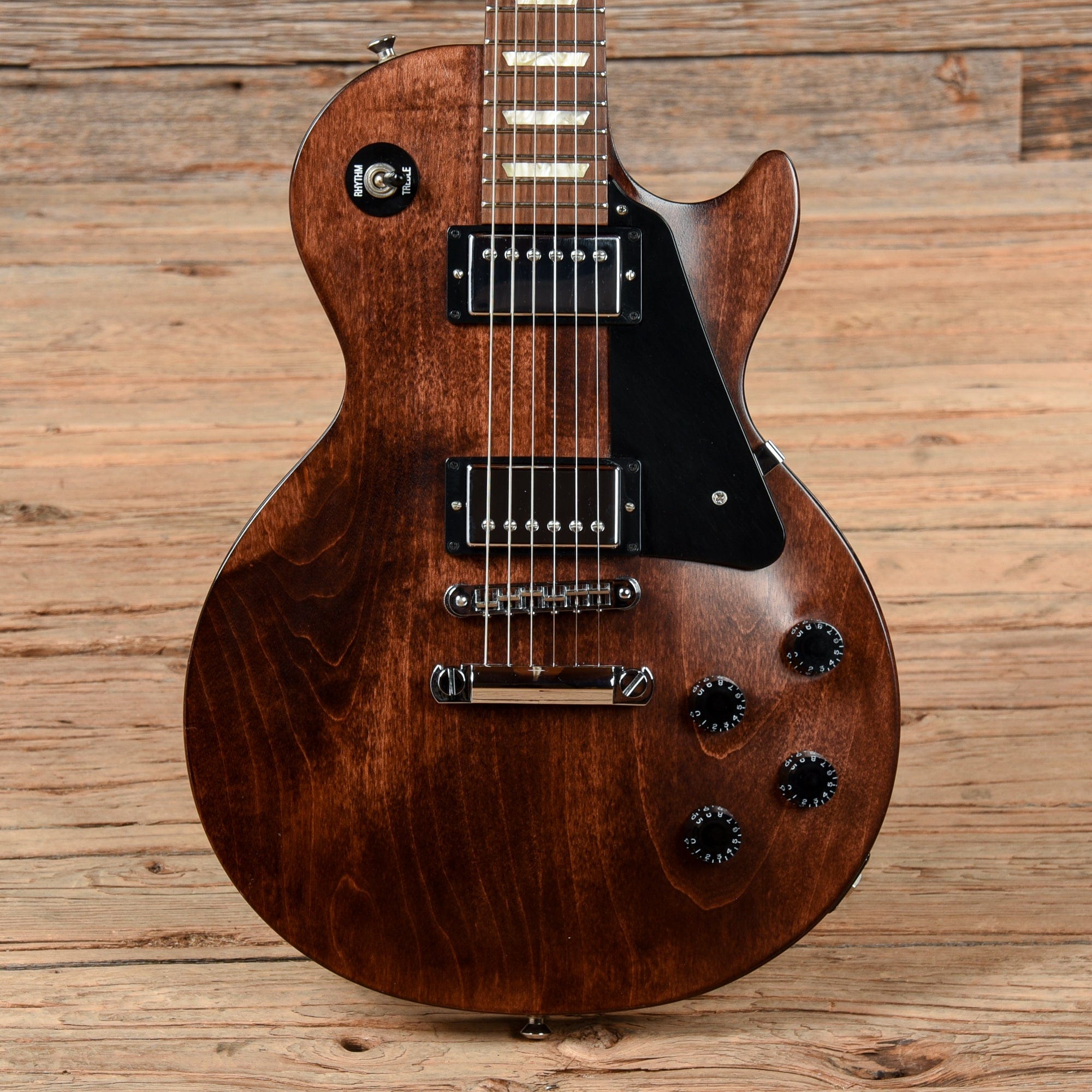 SEAL限定商品】 GIBSON Les Paul studio faded 2011 調整済 ギター ...