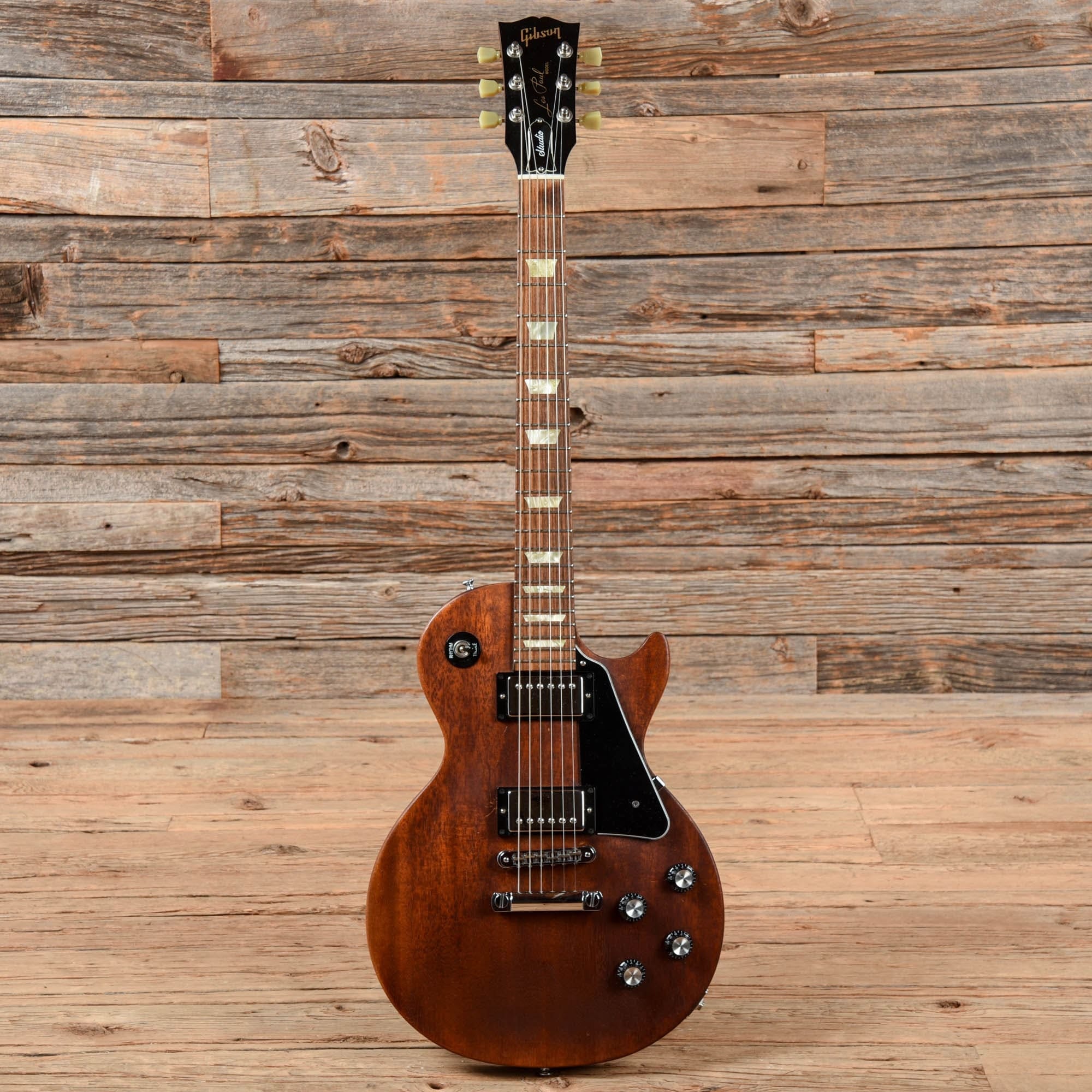 Gibson Les Paul Studio Worn Brown 2008 – Chicago Music Exchange