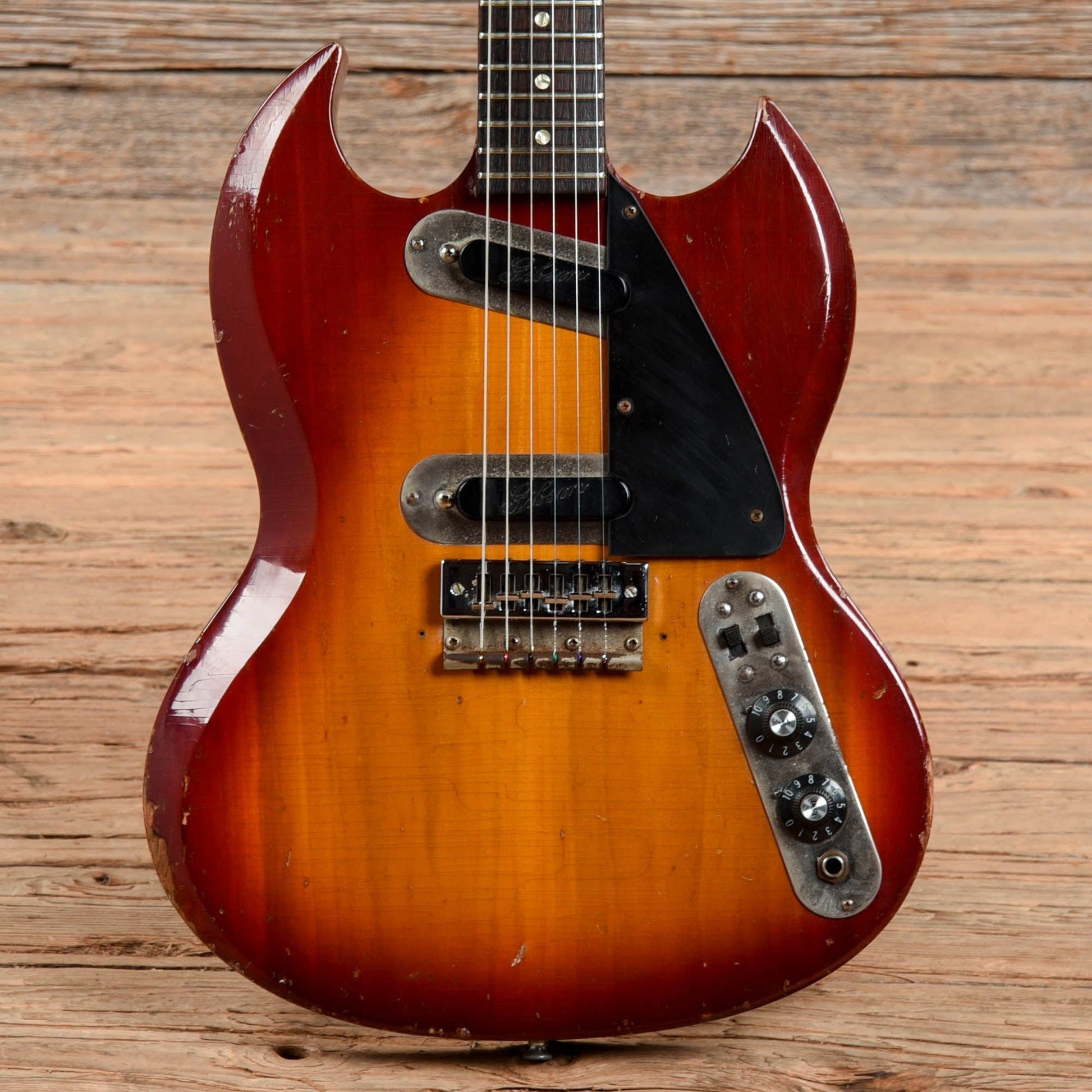 Gibson SG-250 Cherry Sunburst 1972 Electric Guitars / Solid Body