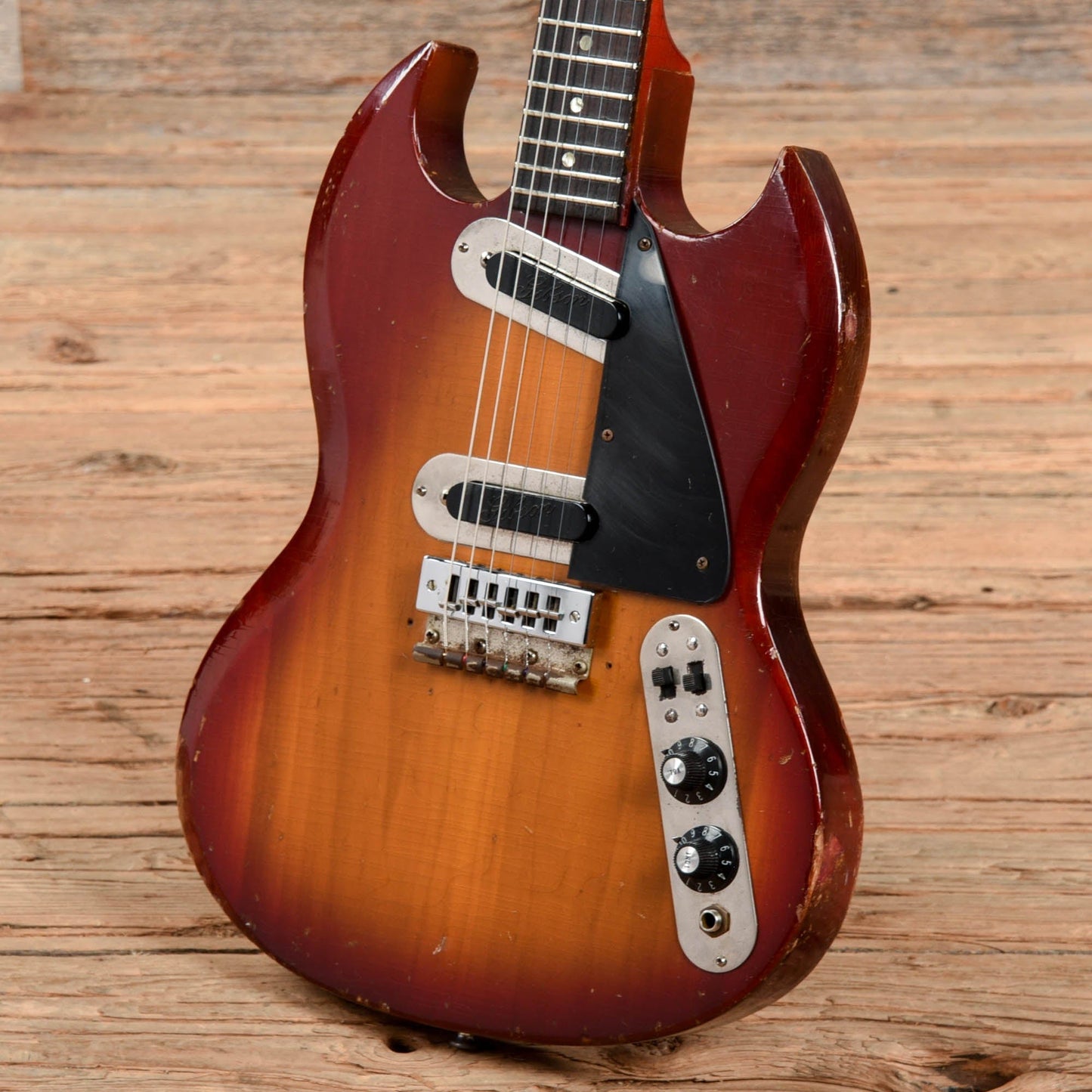 Gibson SG-250 Cherry Sunburst 1972 Electric Guitars / Solid Body