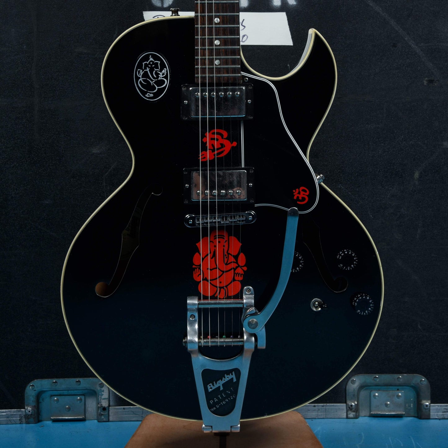 Gibson ES-135 Black 1998